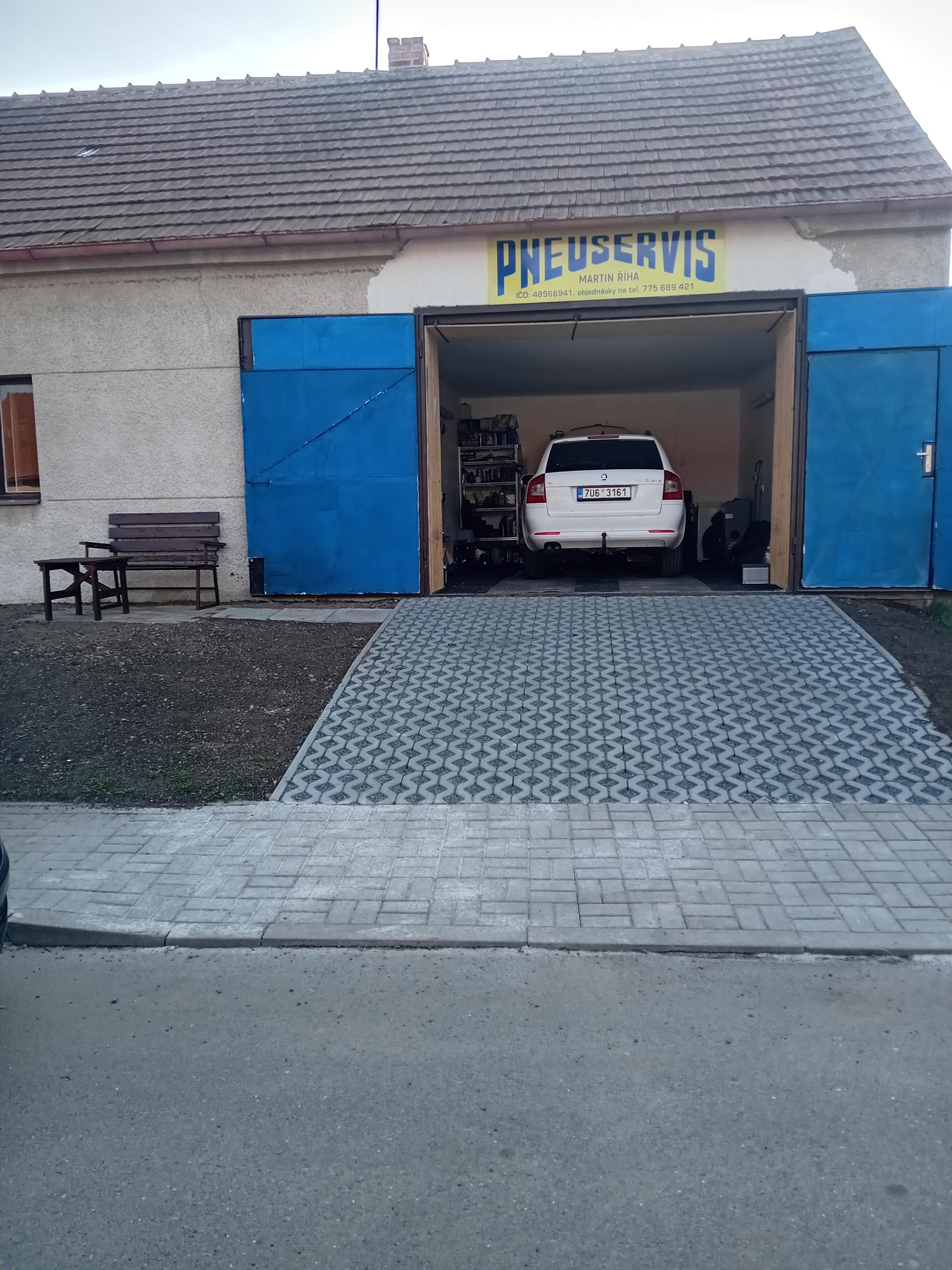 Pneuservis Říha foto 2