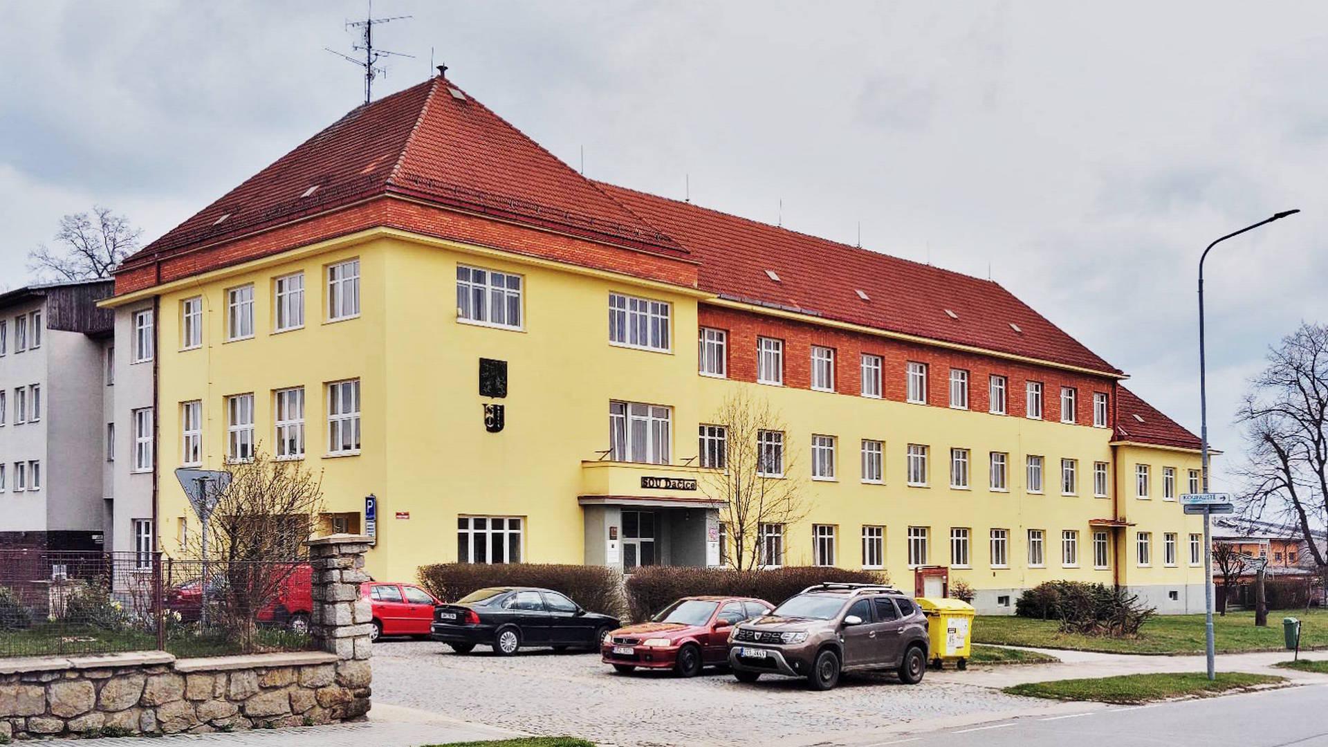 Střední odborné učiliště zemědělské a služeb, Dačice, nám. Republiky 86 foto 3