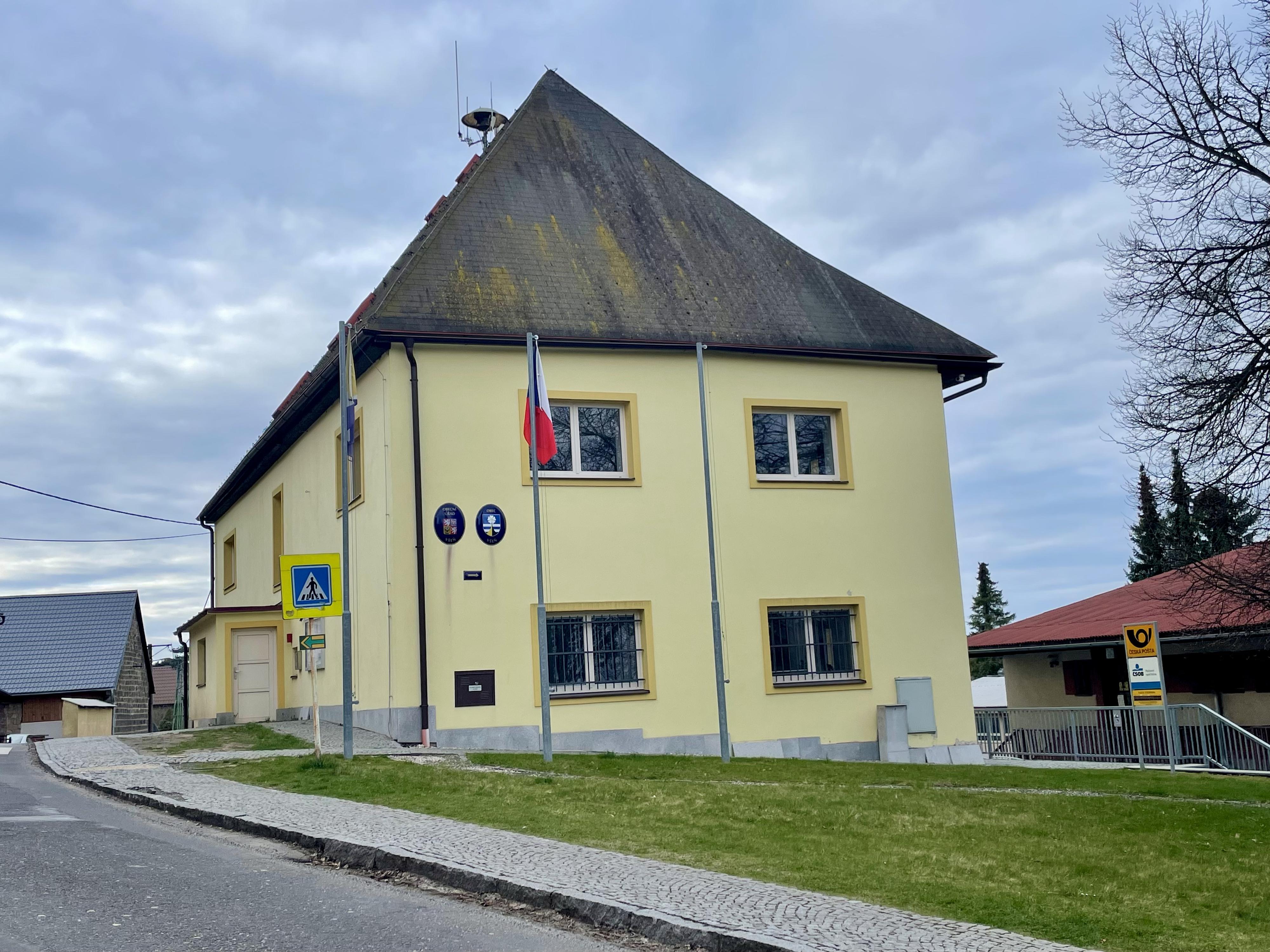 Všeň - obecní úřad foto 3