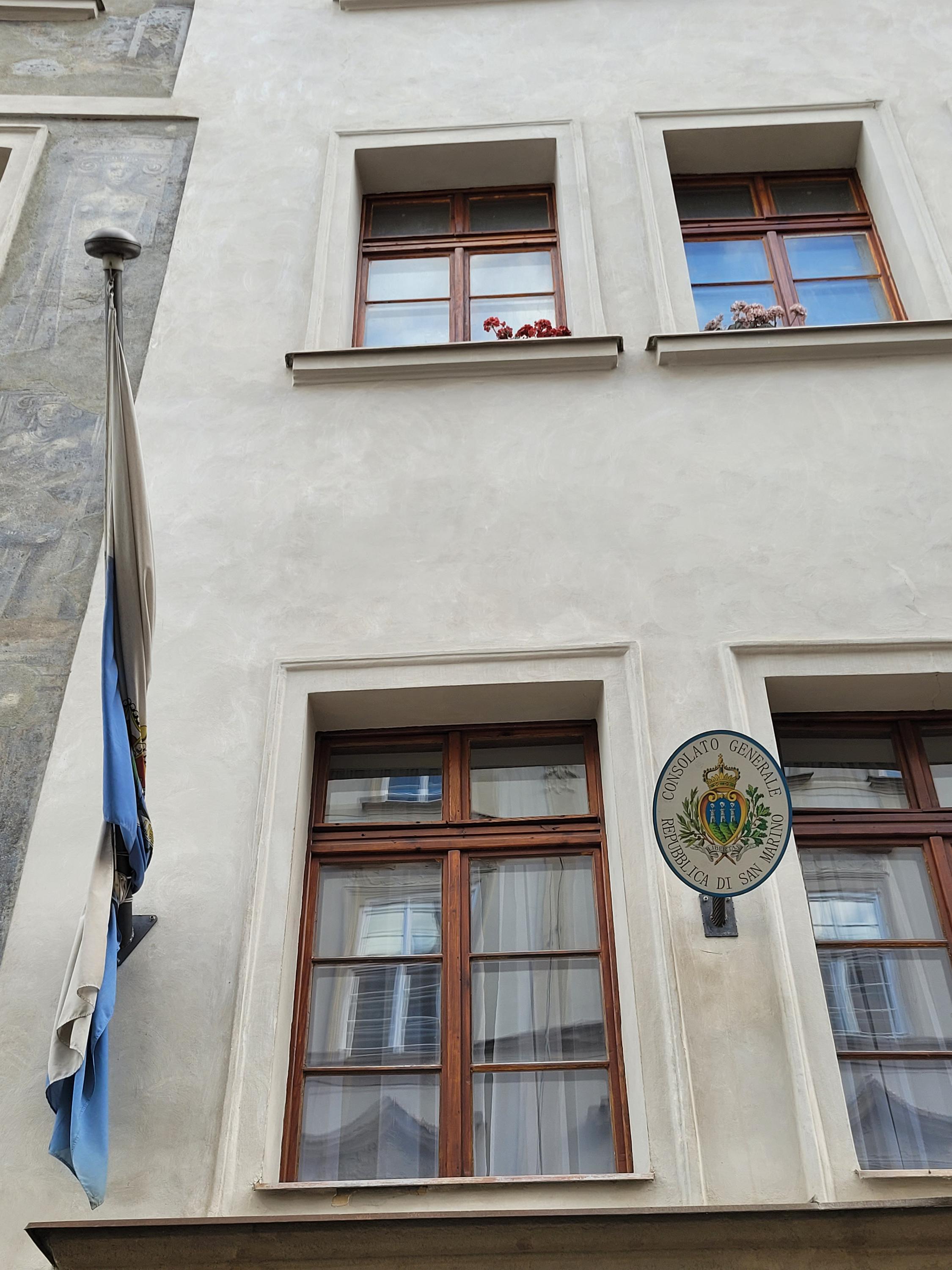 San Marino - Honorární generální konzulát Sanmarinské republiky foto 1
