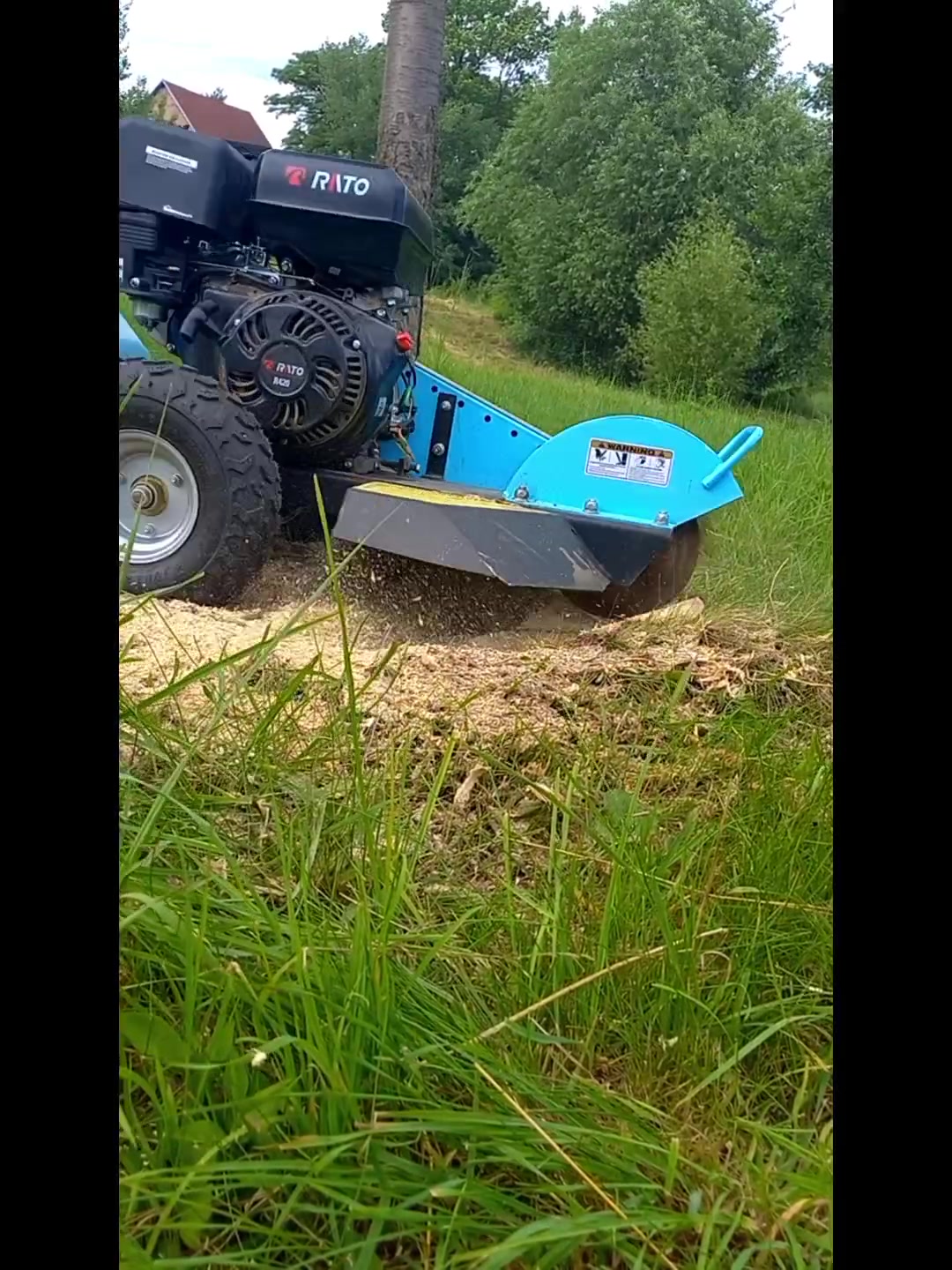 Zahradní práce Mašek foto 2 (náhled videa)