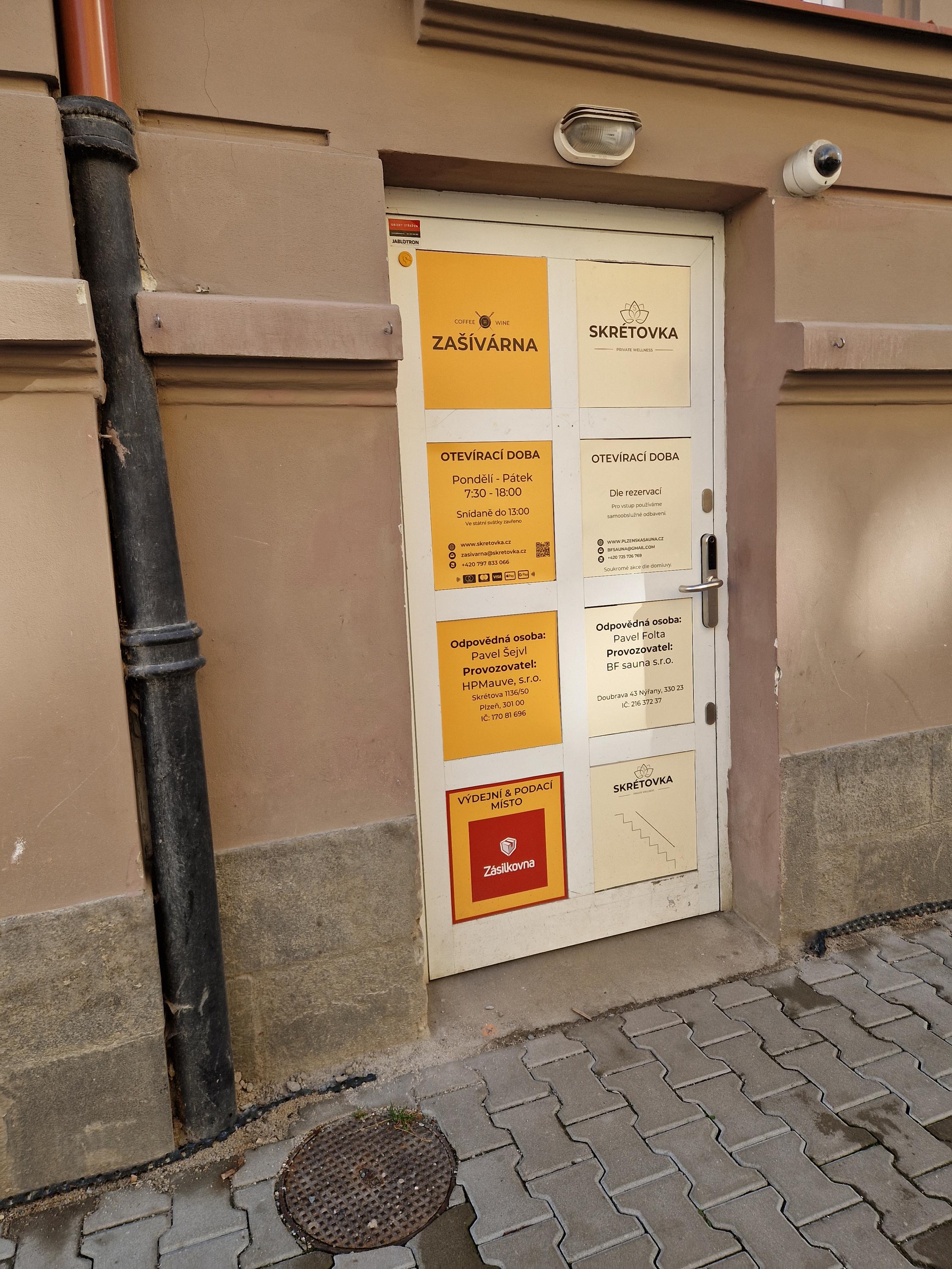 Kavárna Zašívárna foto 5