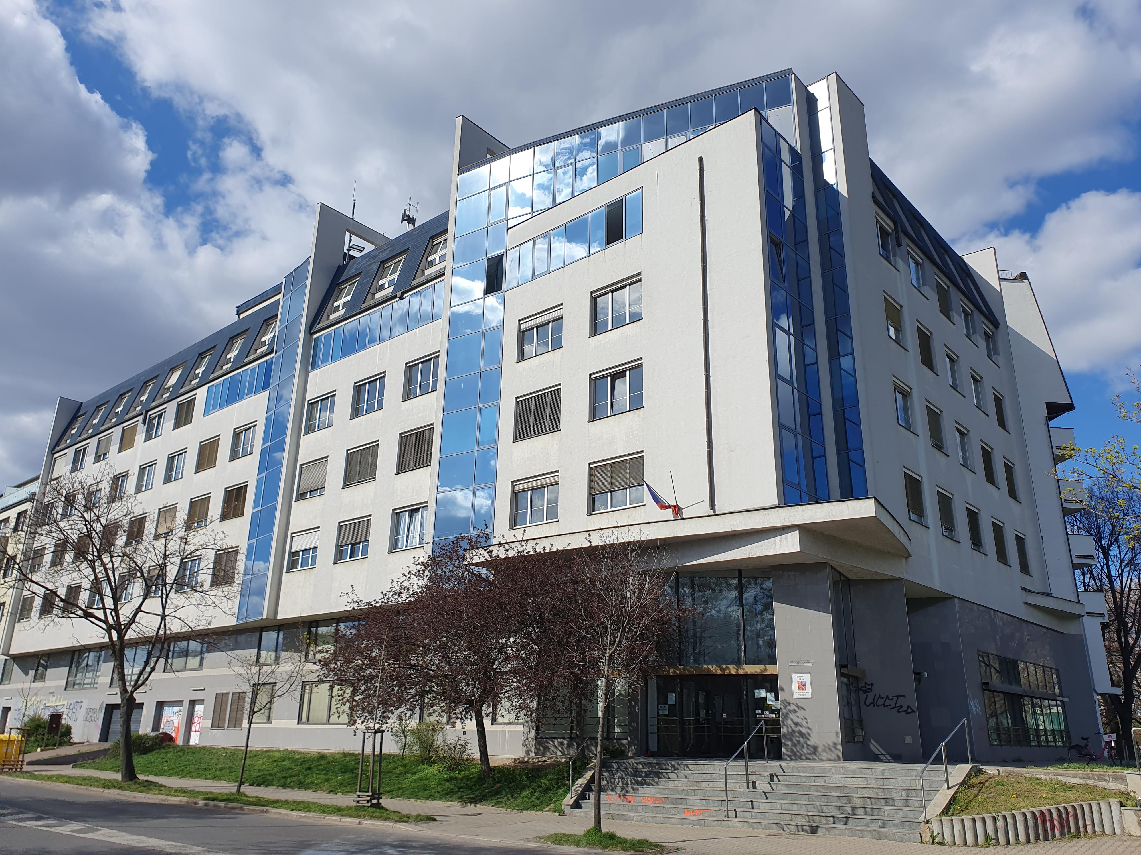Finanční úřad pro hlavní město Prahu - Územní pracoviště pro Prahu 10 foto 2