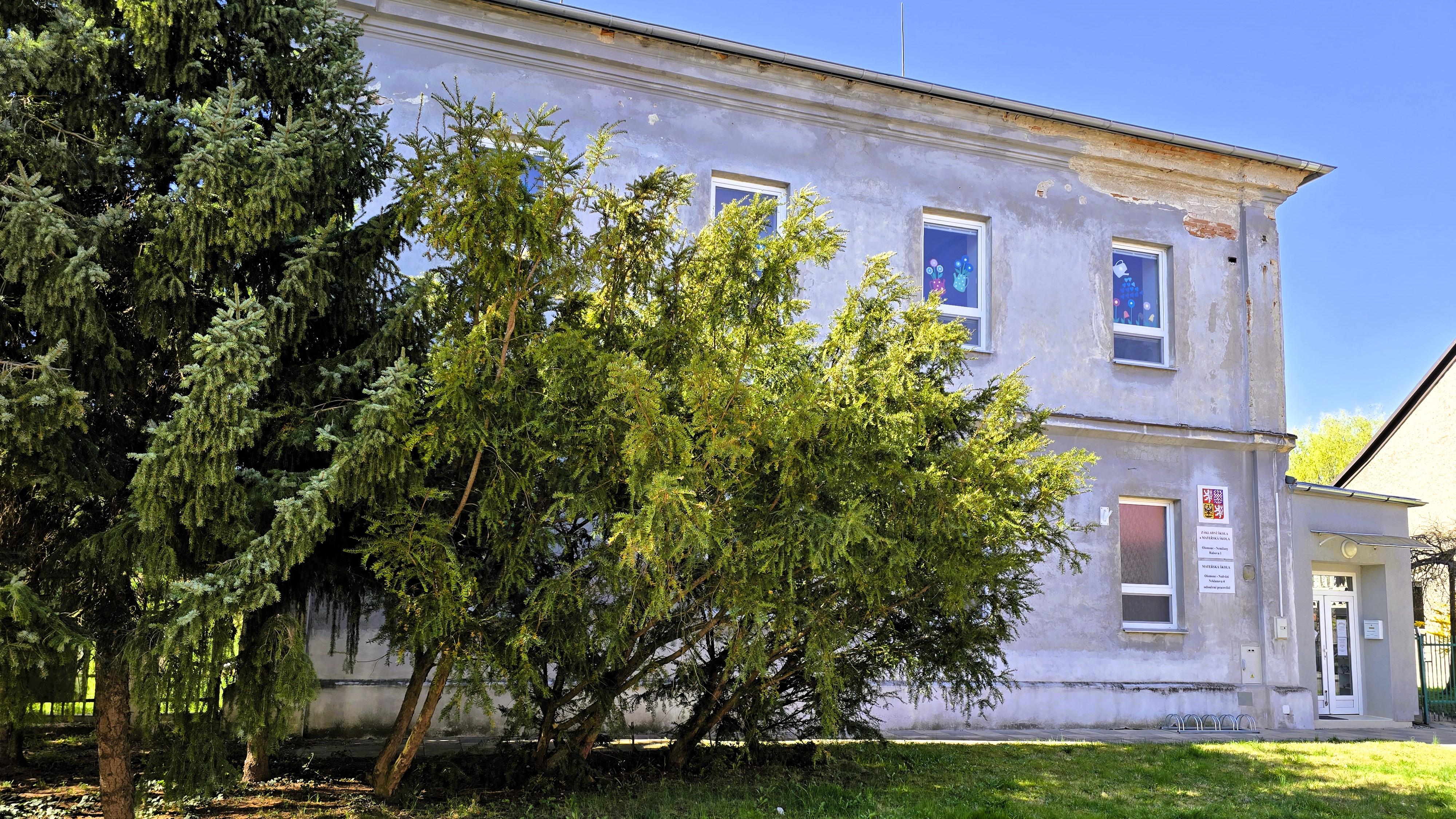 ZŠ a MŠ Olomouc, Neklanova foto 3