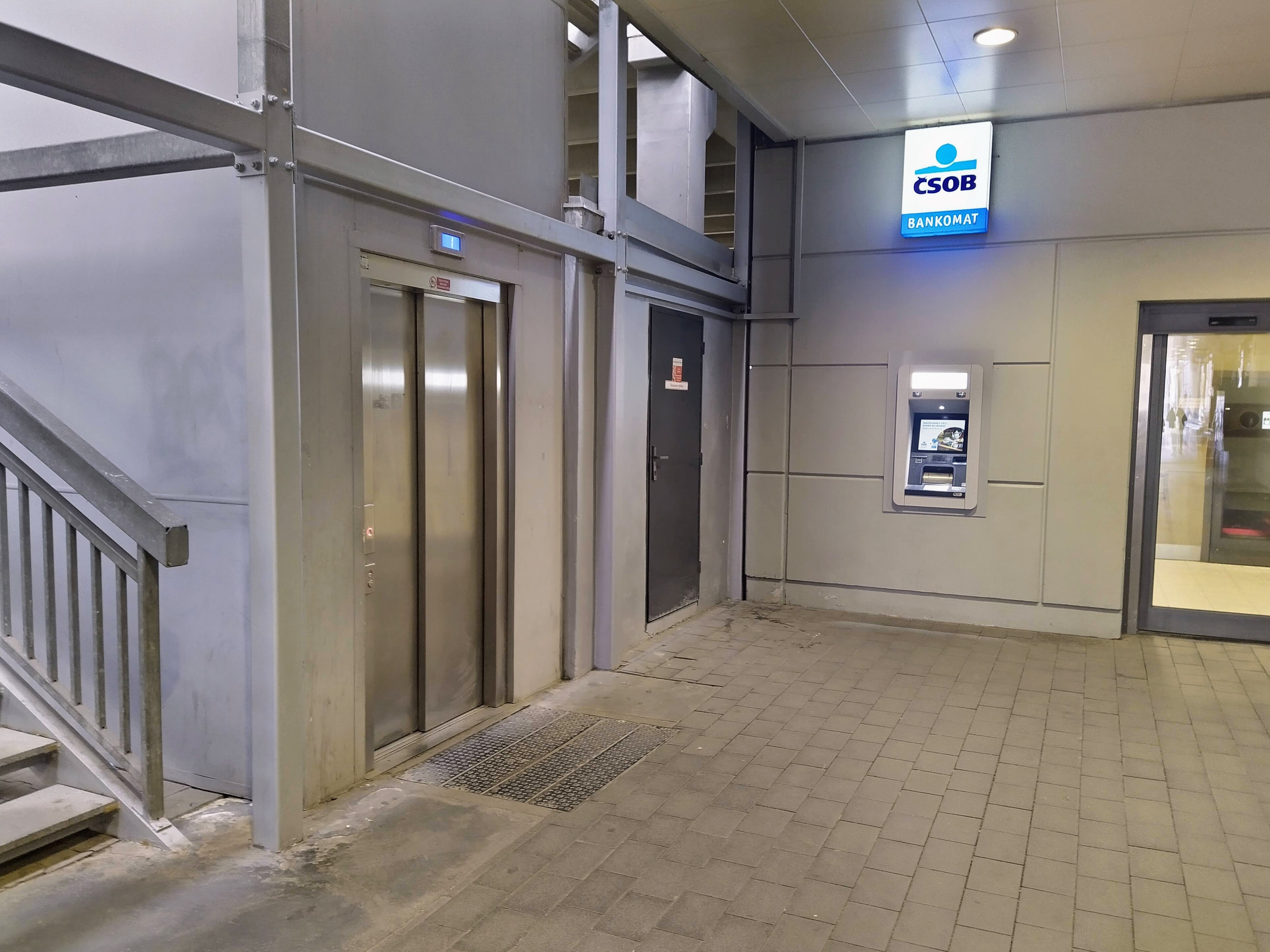 Bankomat ČSOB foto 2