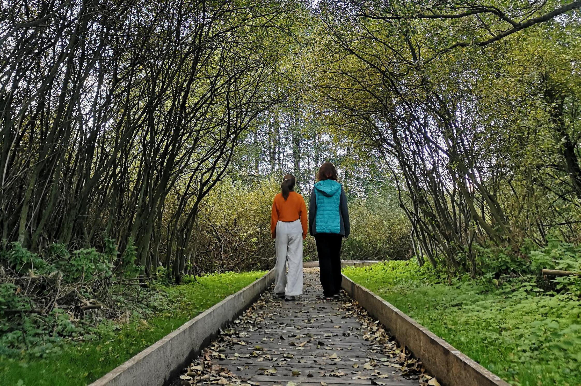 Terapie při chůzi - Mgr. Lenka Bezpalec Chodurová