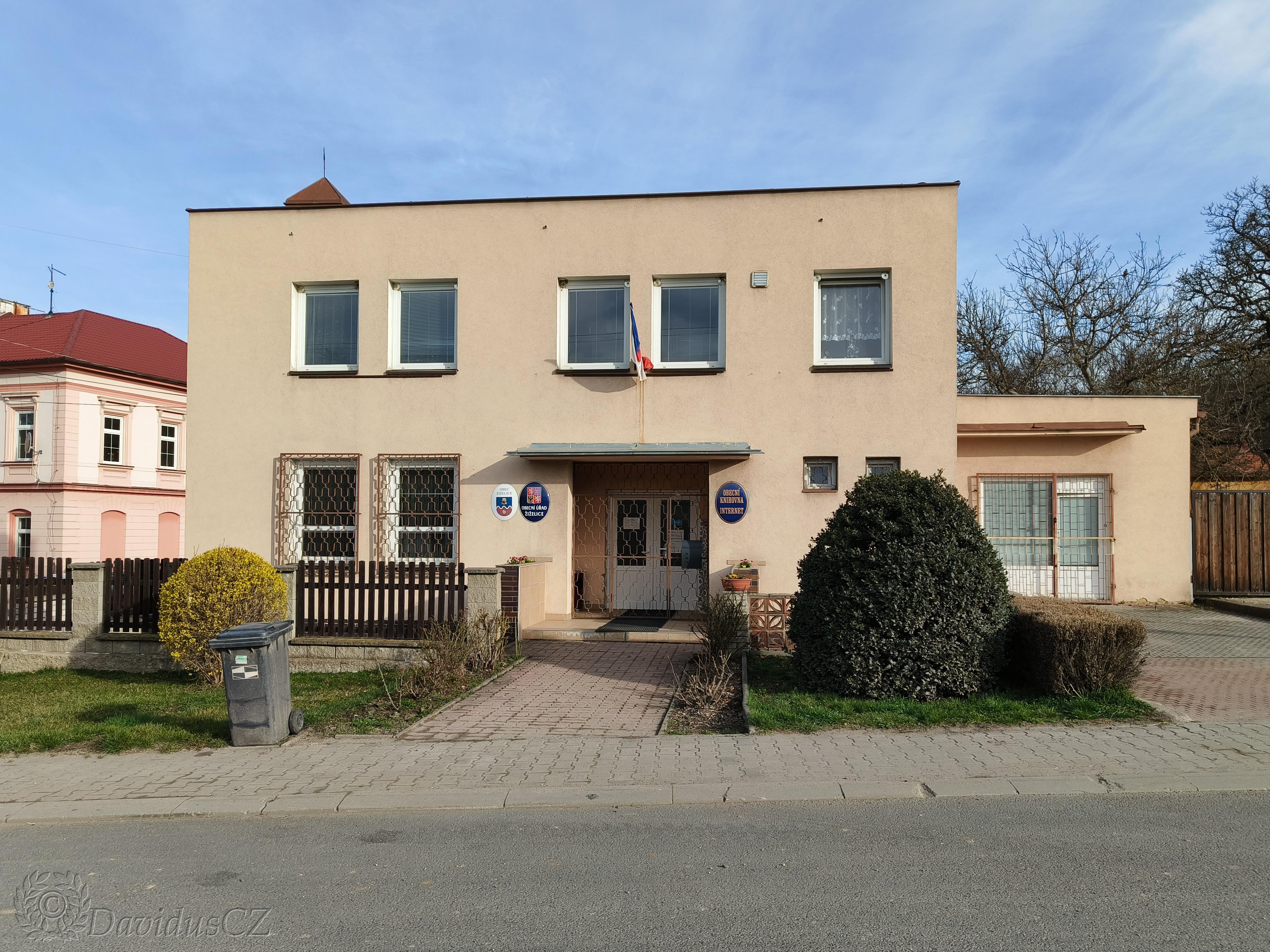 Žiželice - obecní úřad foto 6