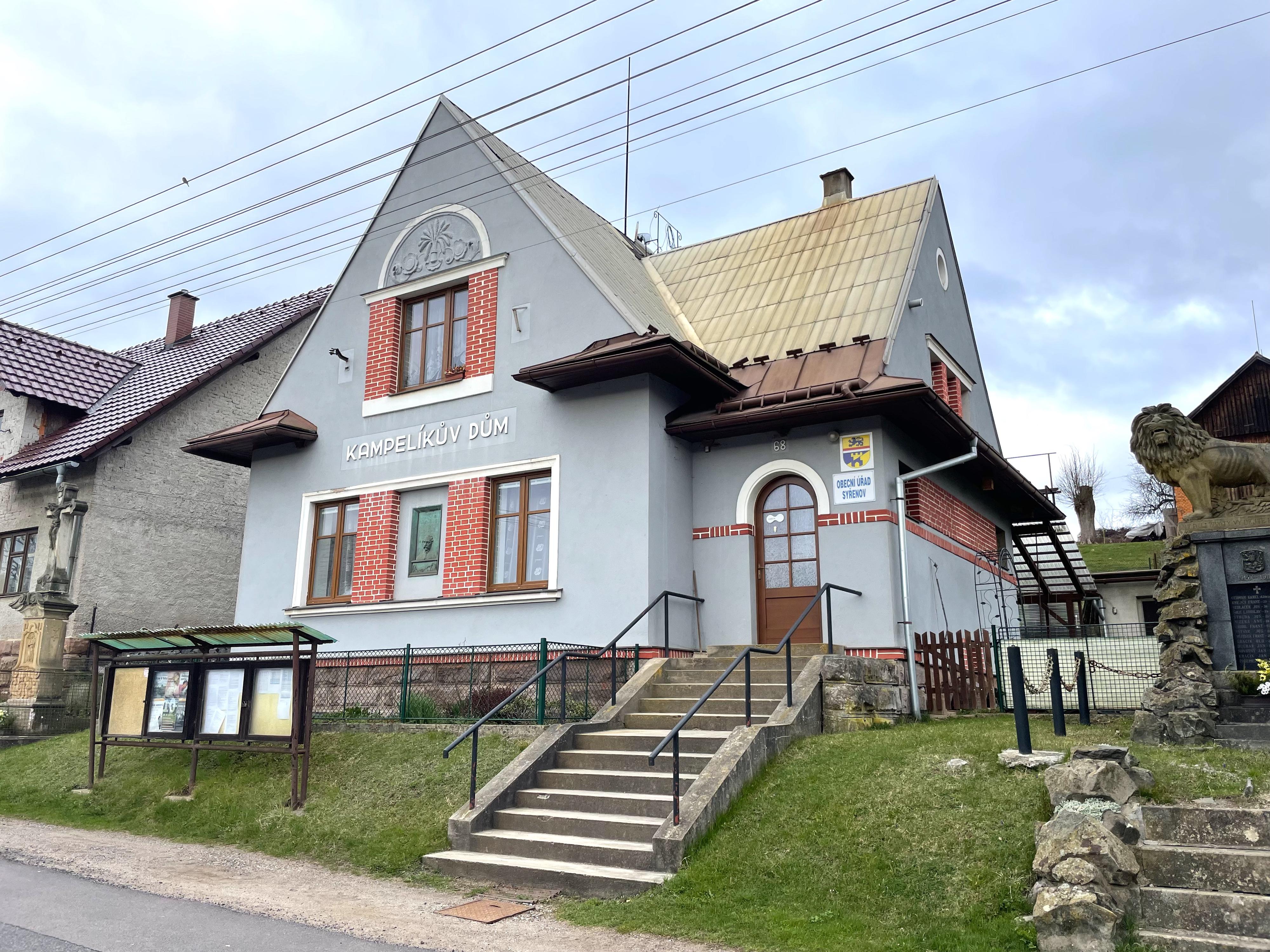 Syřenov - obecní úřad foto 3