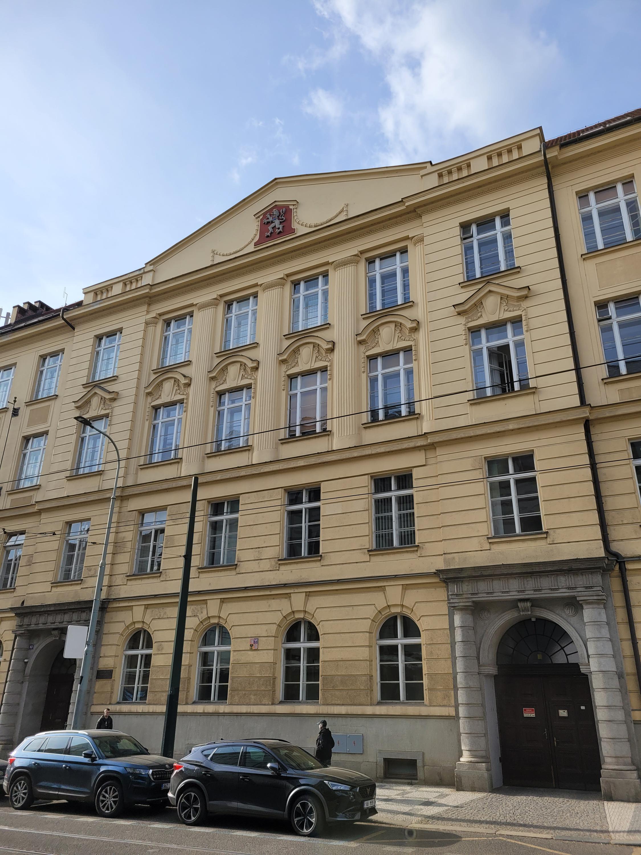 Matematický ústav Matematicko-fyzikální fakulty - Univerzita Karlova foto 3