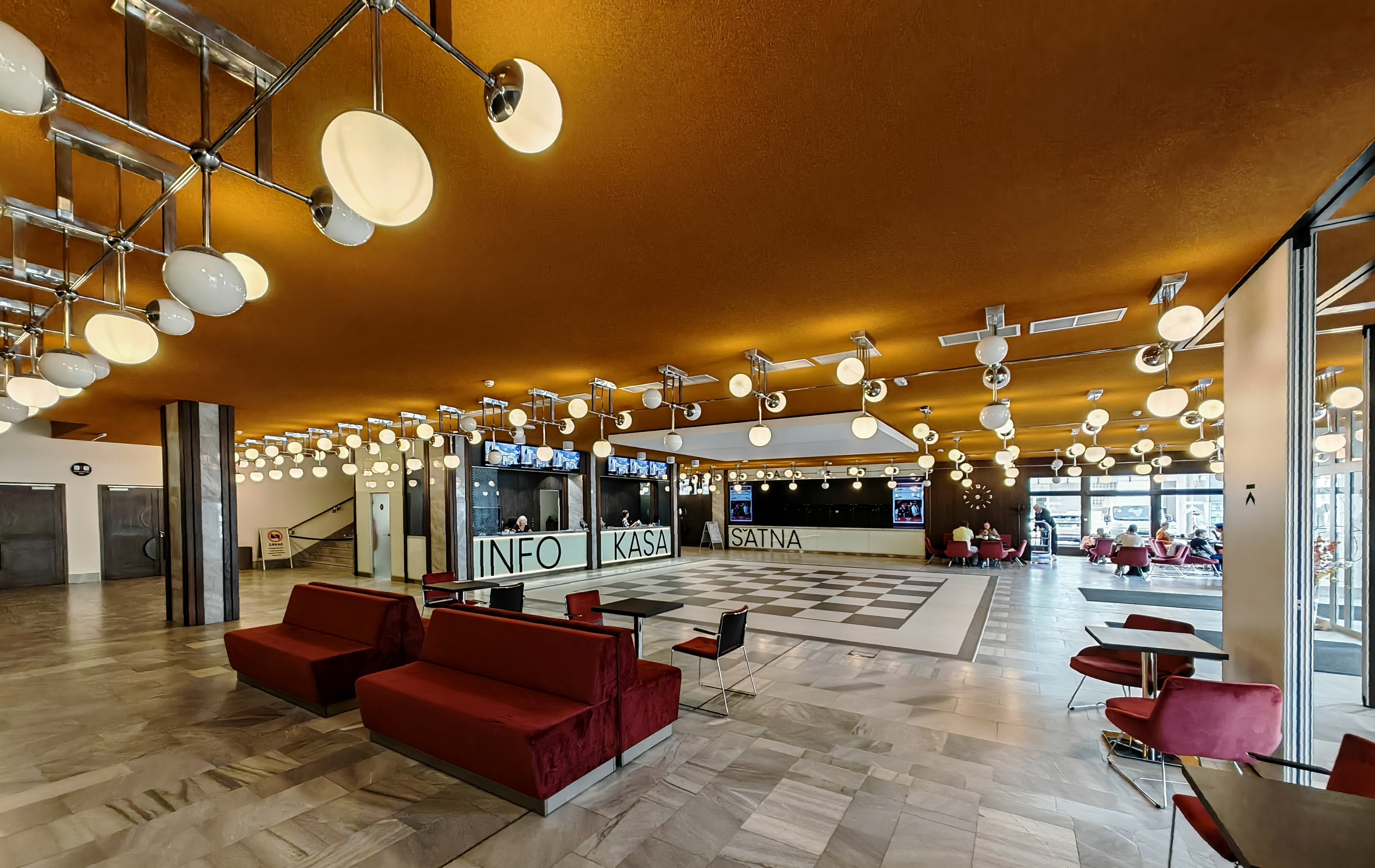 Kino Květen foto 4