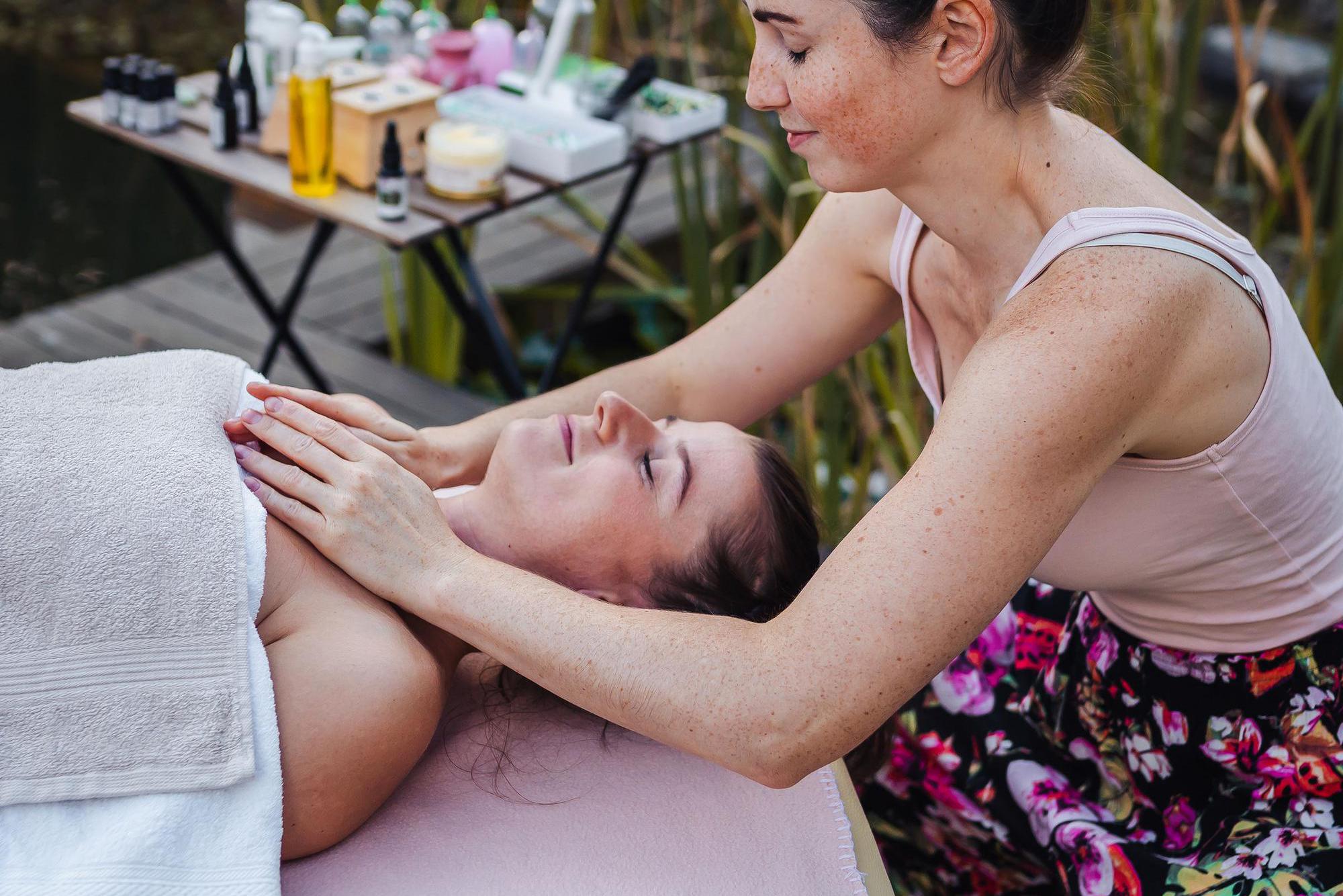 Masáže Nikol Bartošová