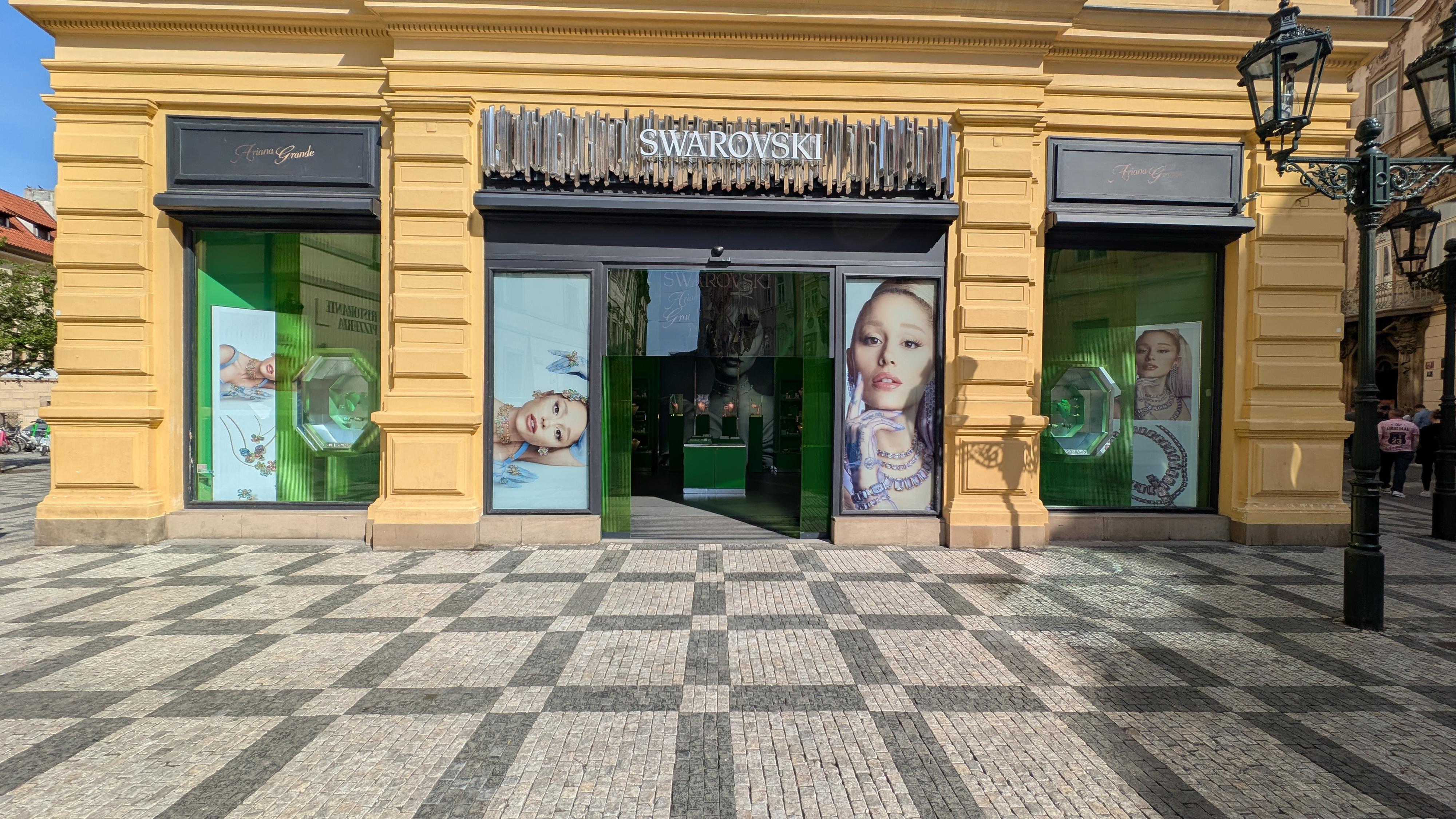 SWAROVSKI foto 3