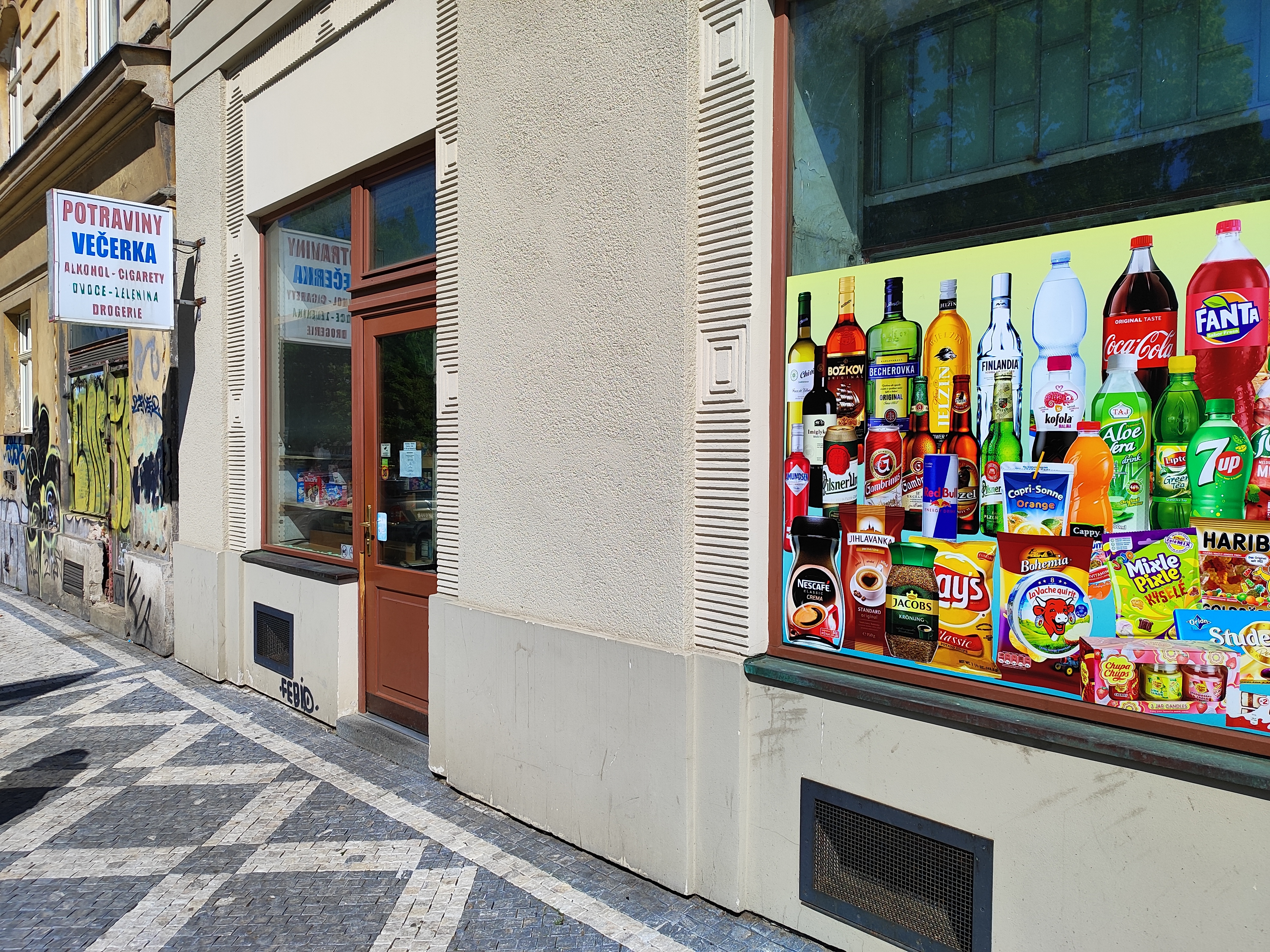 Potraviny U Vršovického nádraží foto 1