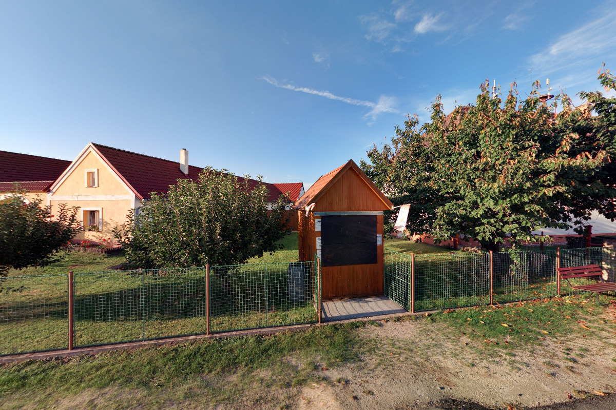 Zmrzlinový stánek Vlkov