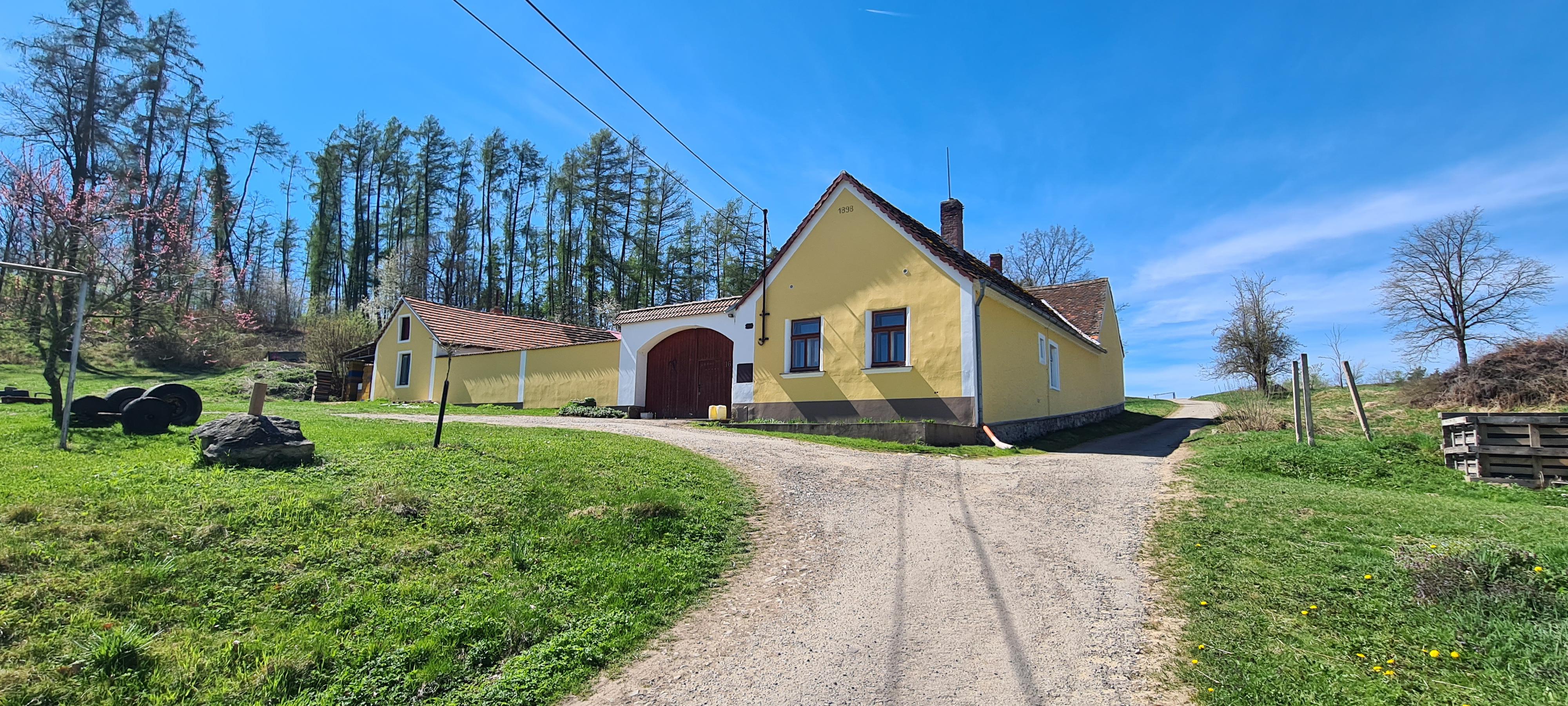 Stromky a med Josef Tlapa foto 2