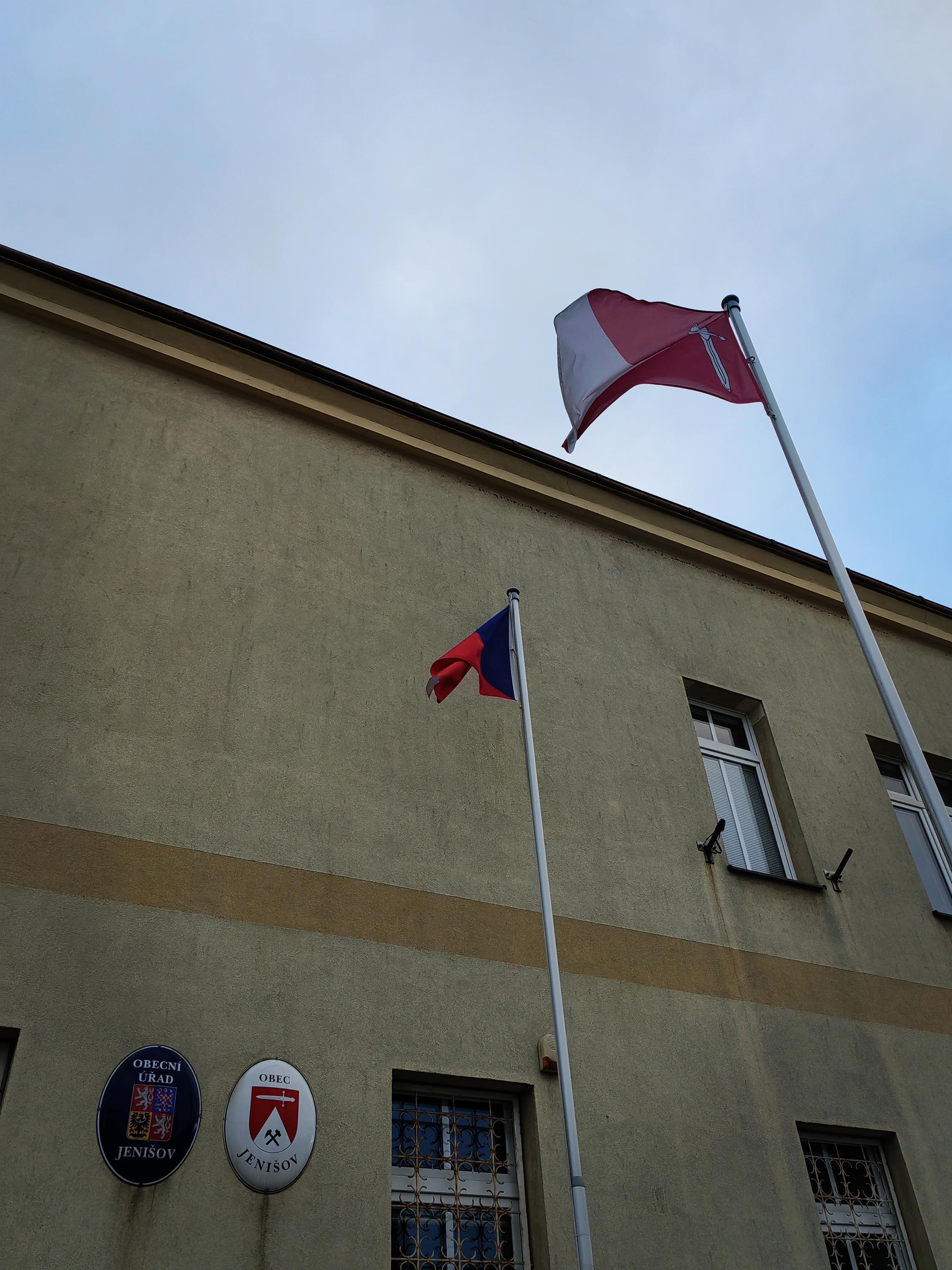 Jenišov - obecní úřad foto 2