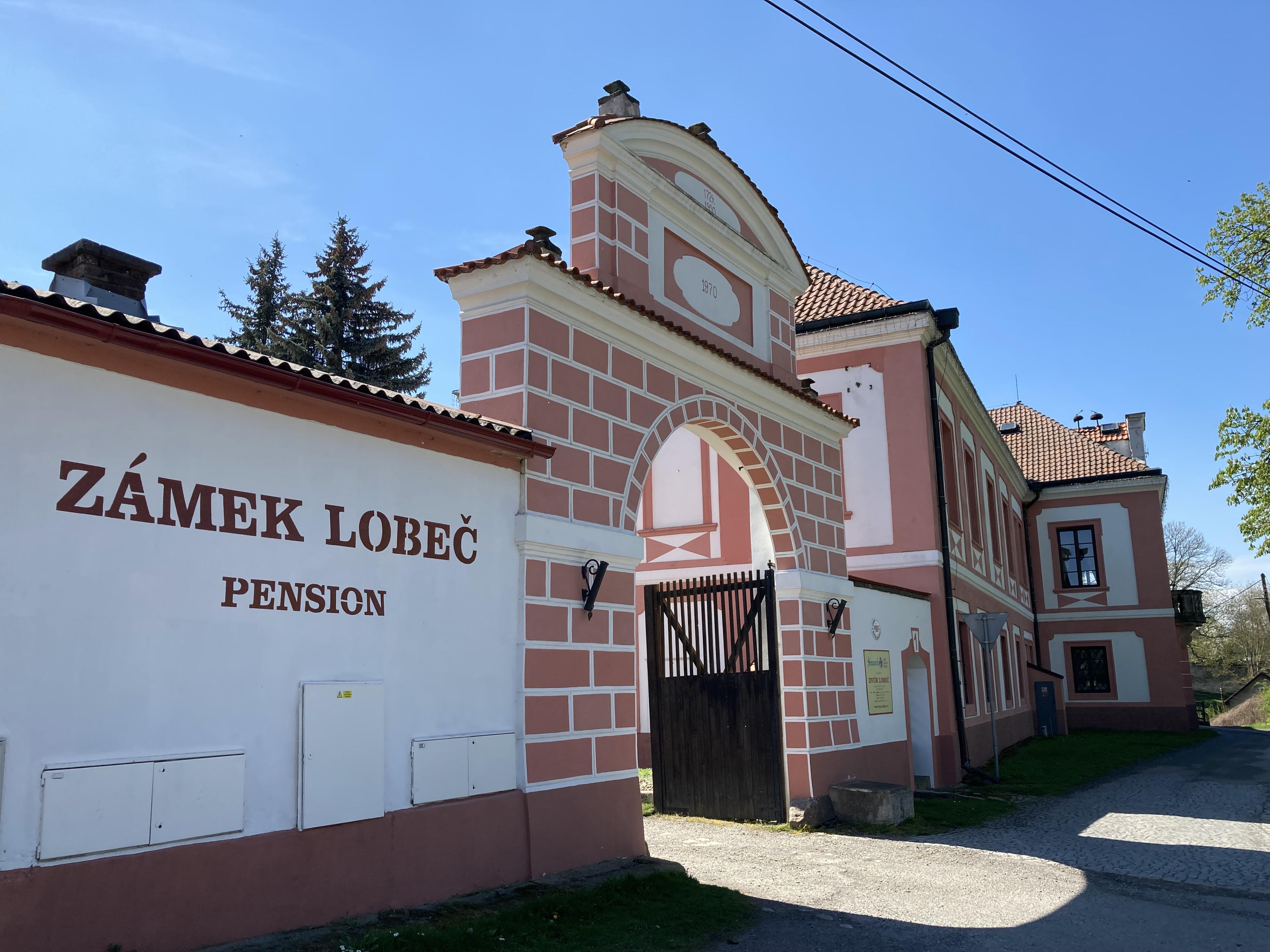 Zámek Lobeč foto 5