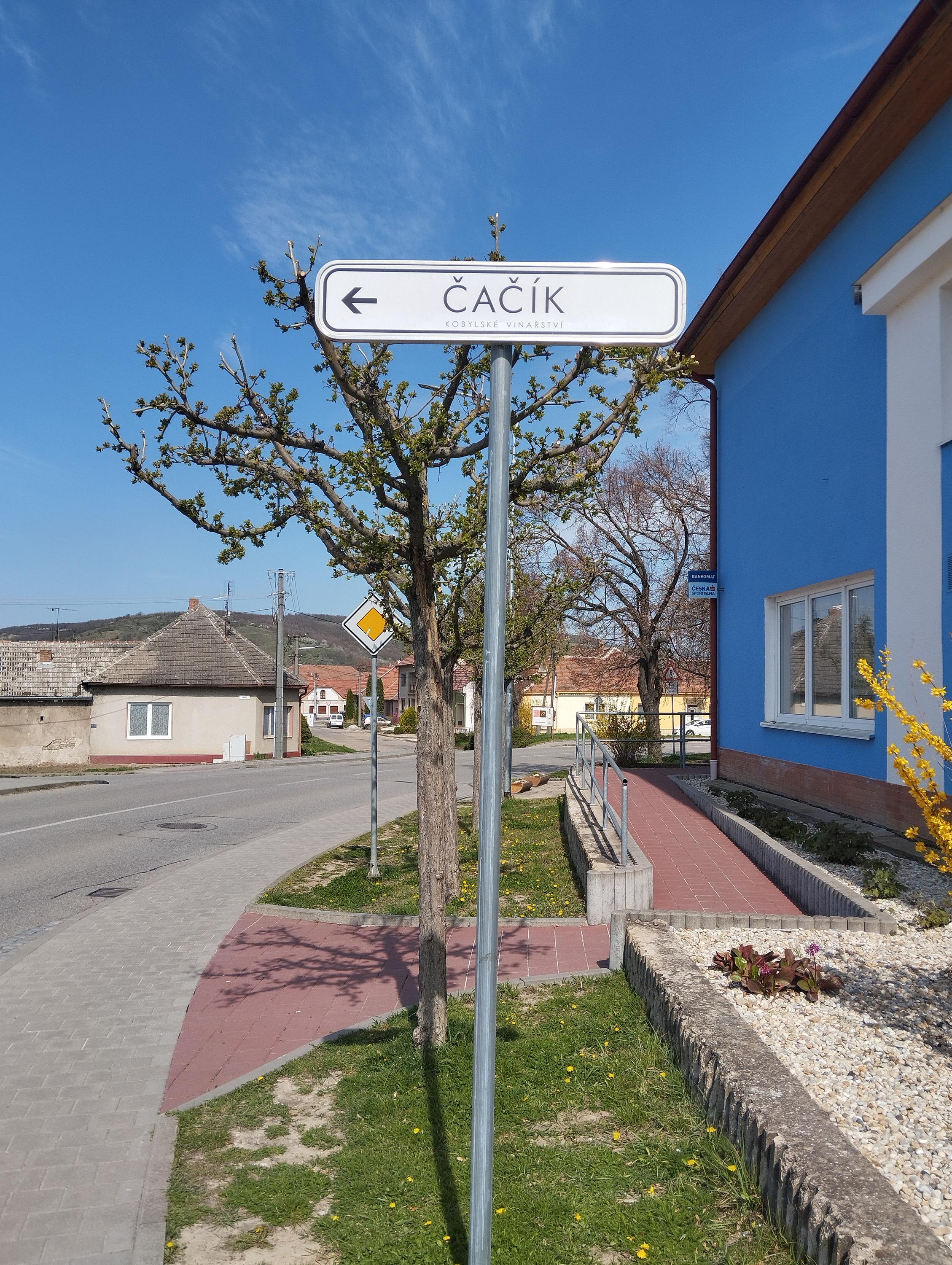 Čačík - Kobylské vinařství foto 2