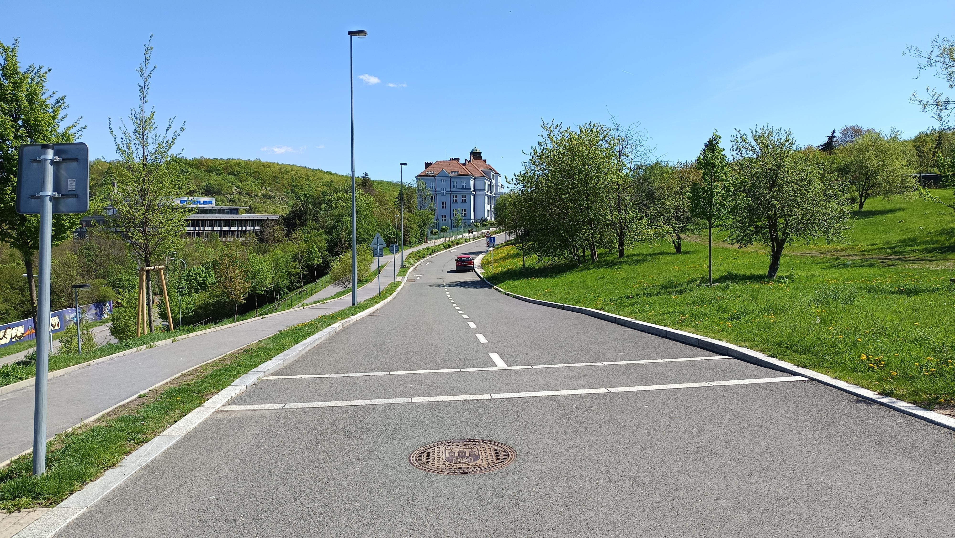 Střední zdravotnická škola Praha 5, Výmolova foto 2