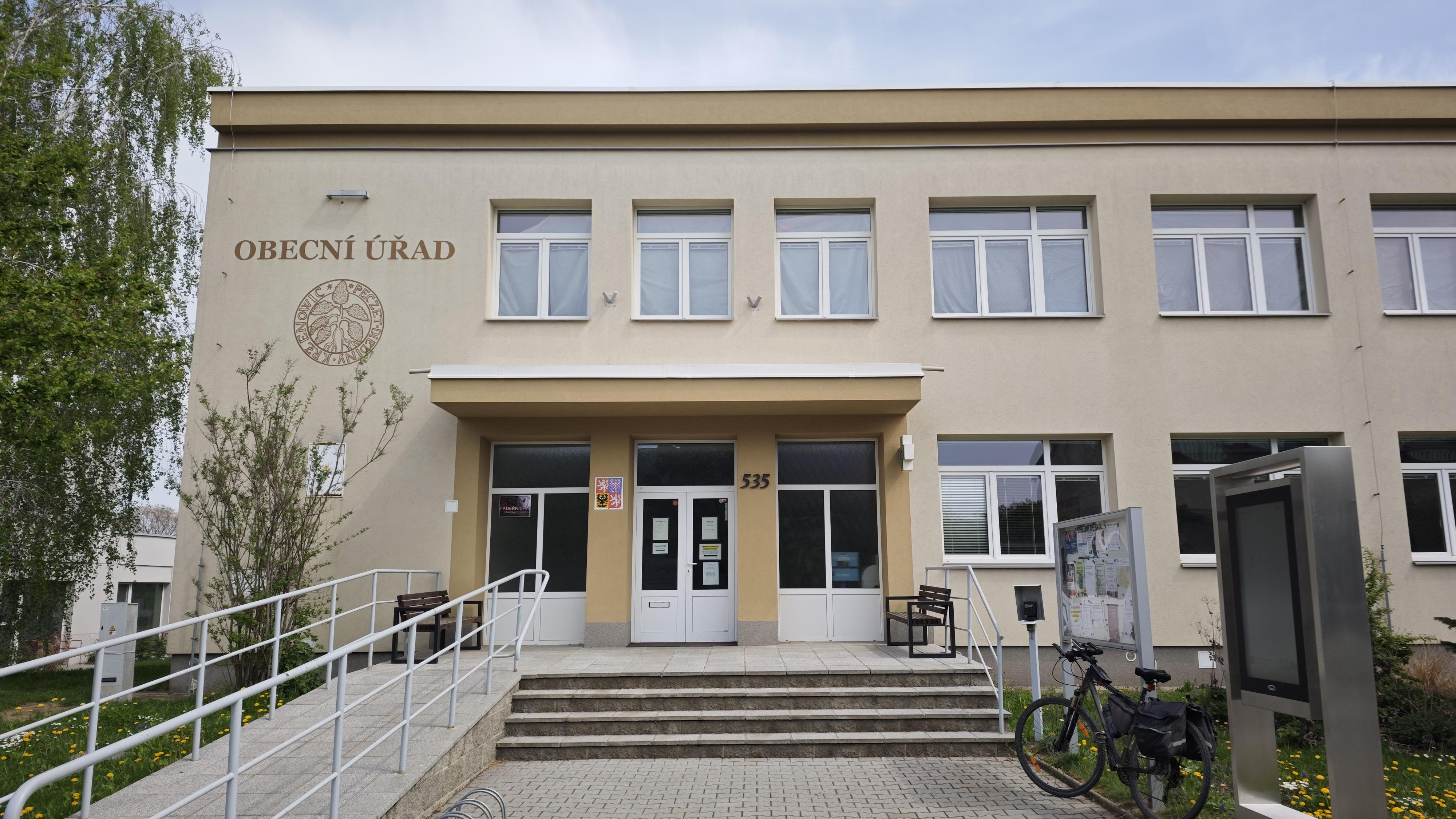 Křenovice - obecní úřad foto 3