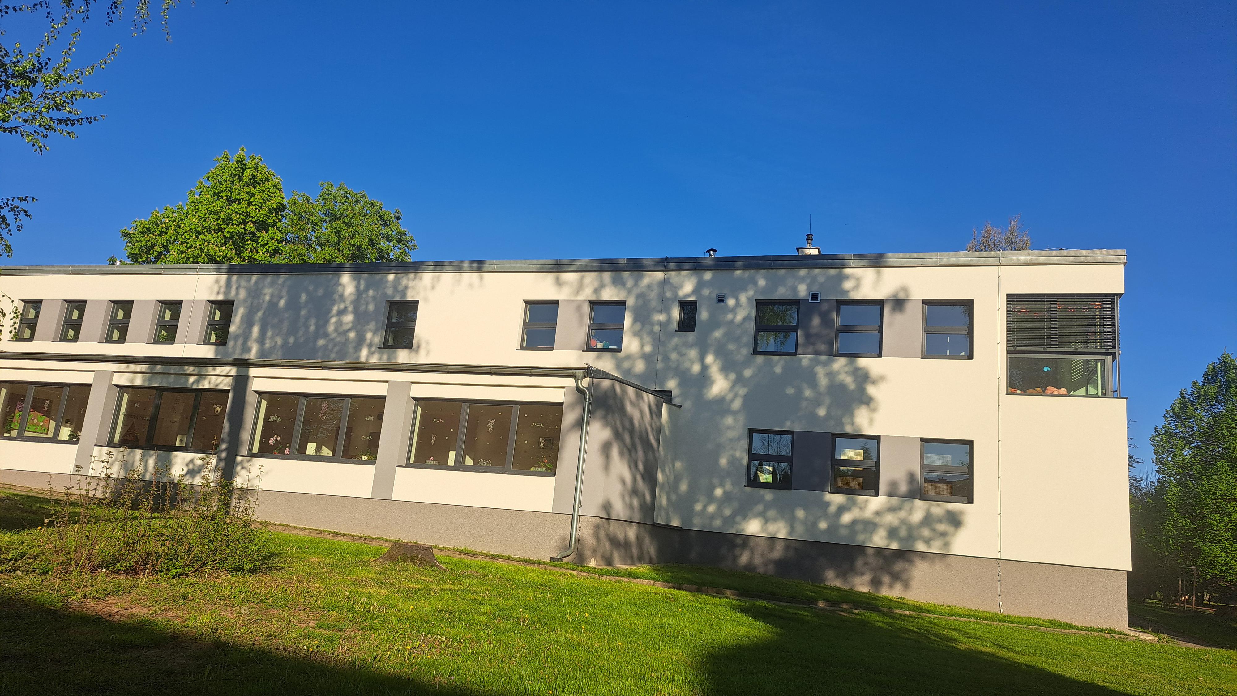 ZŠ Záhumení, Rožnov pod Radhoštěm foto 3