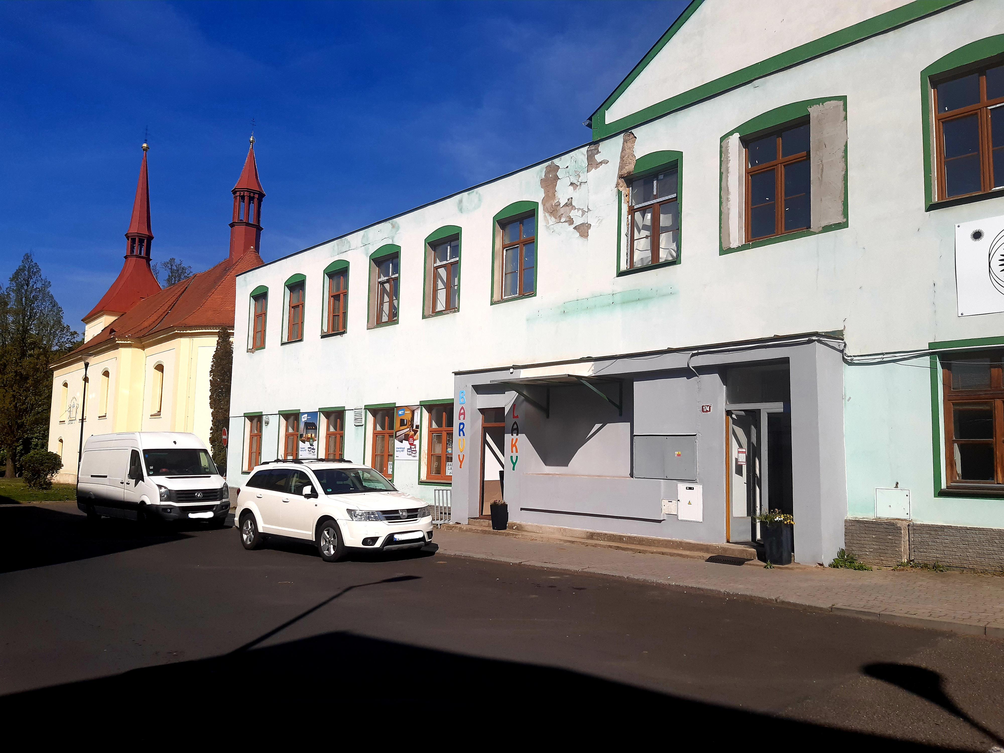 Barvy a laky - SHARE BUSINESS