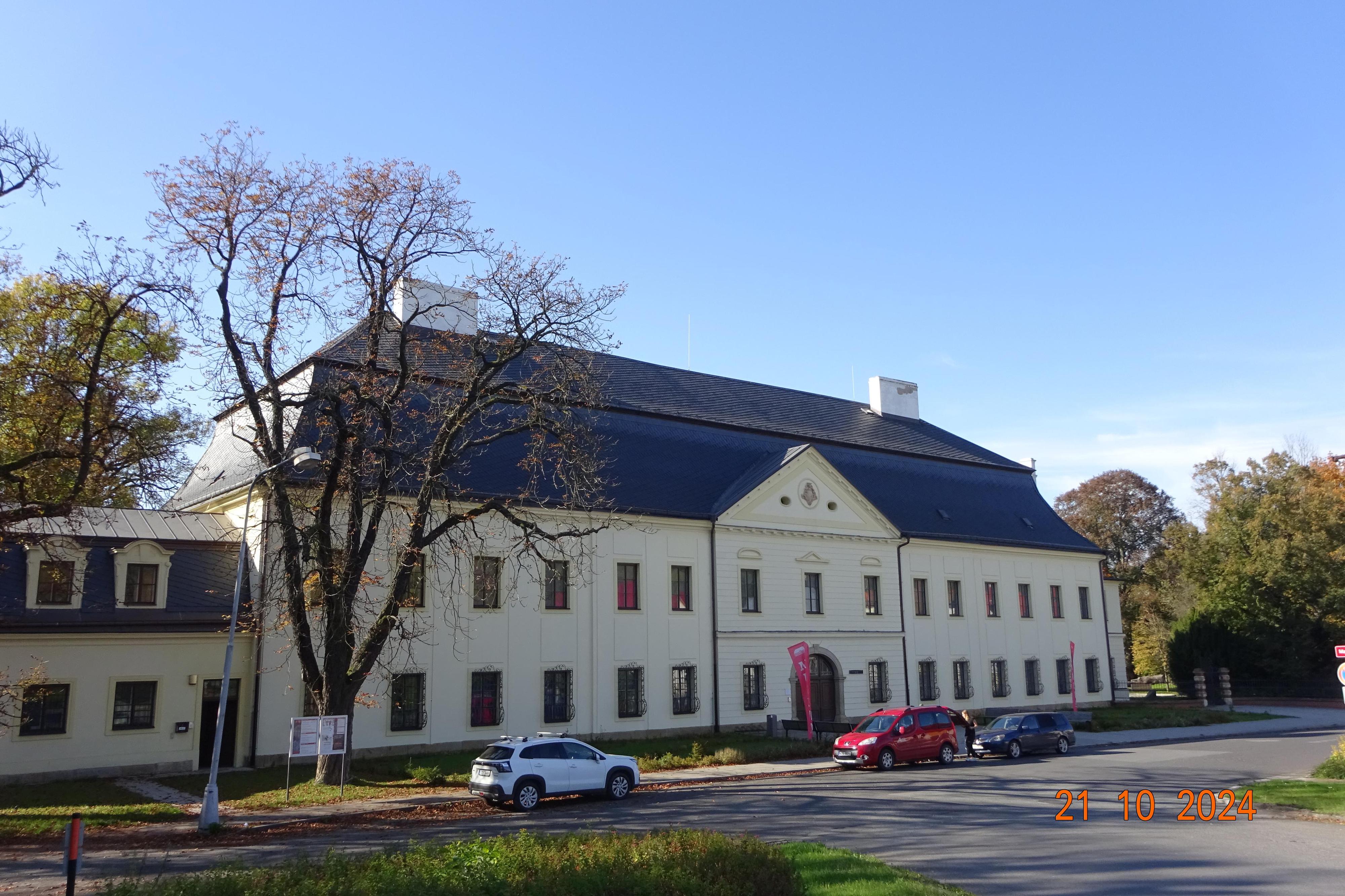 Muzejní knihovna Valašké Meziříčí foto 2