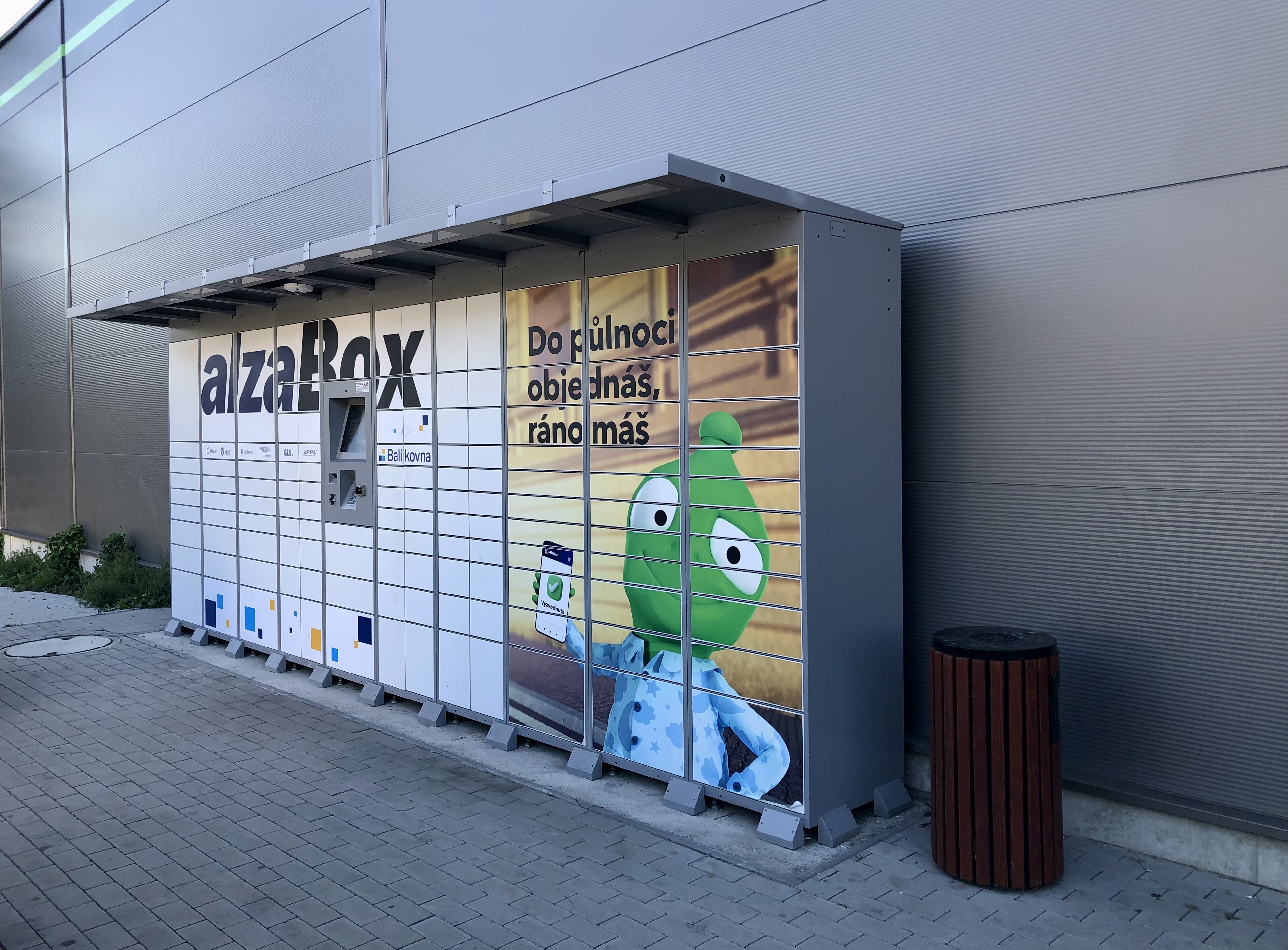 AlzaBox