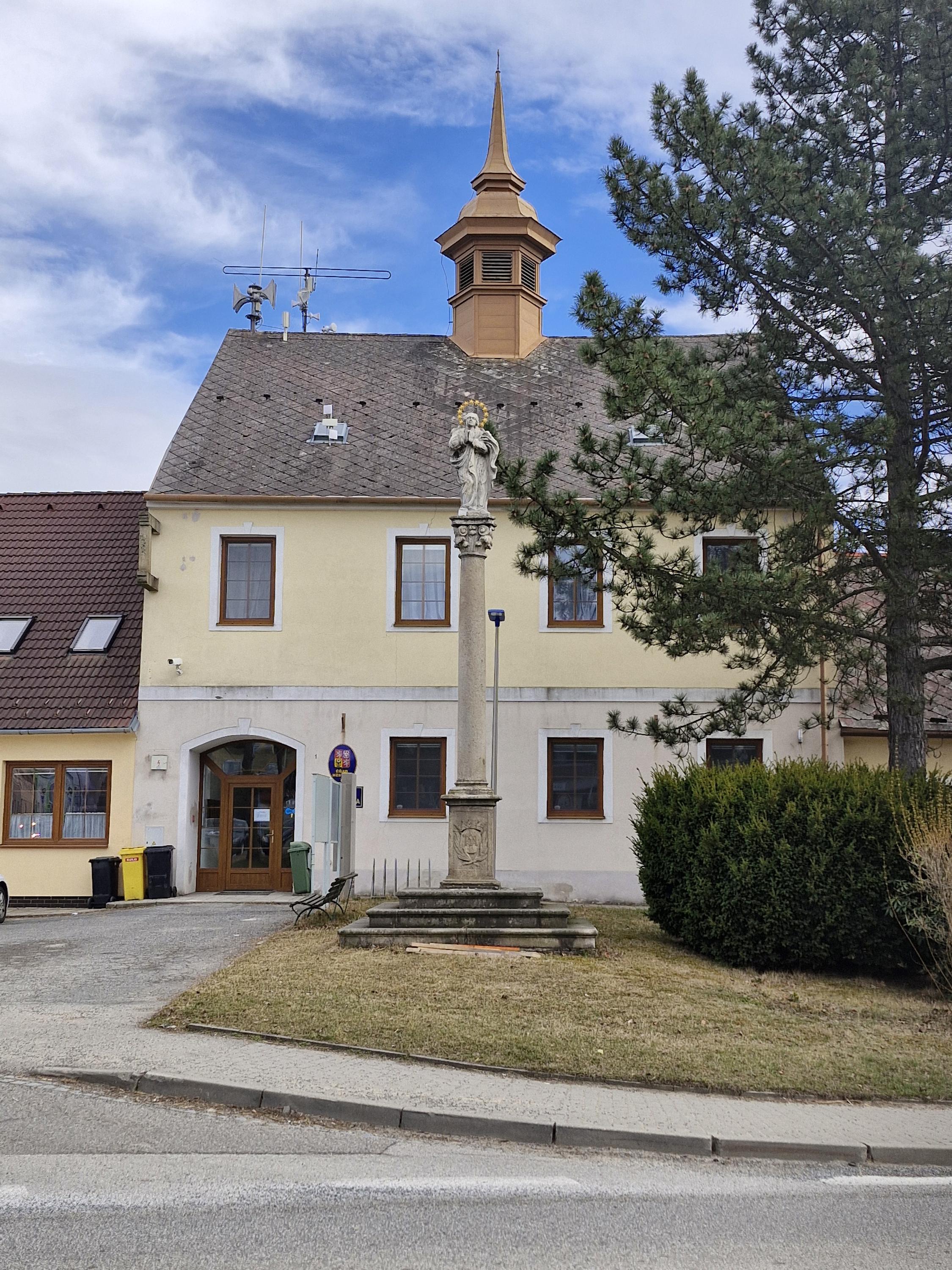 Želetava - úřad městyse foto 3