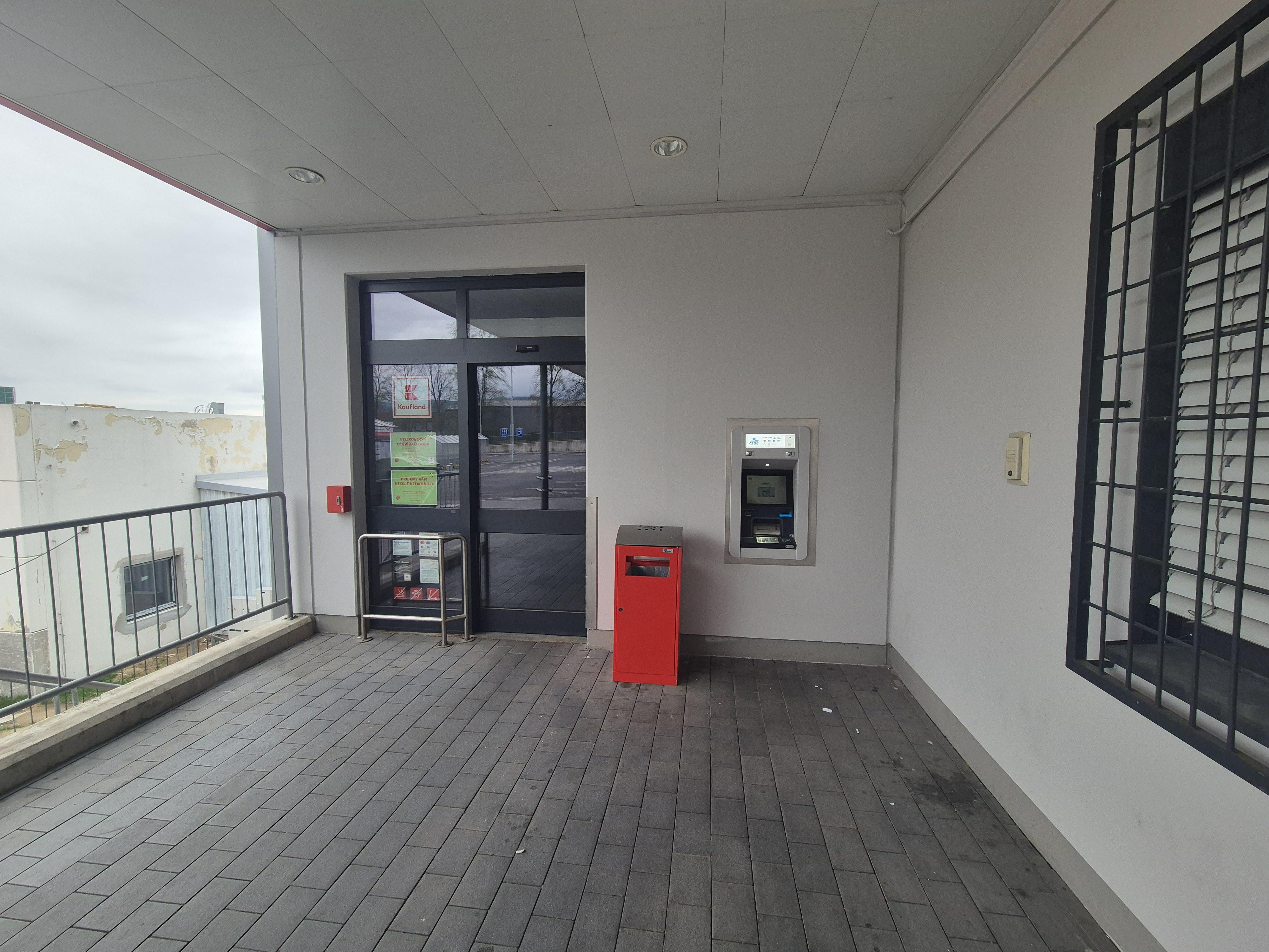 Bankomat ČSOB foto 1