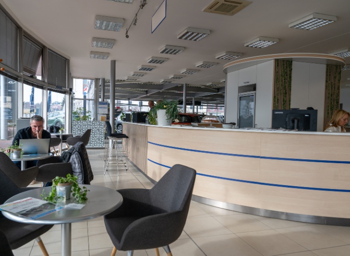 Emil Frey – nové vozy Kia – Pekařská foto 3