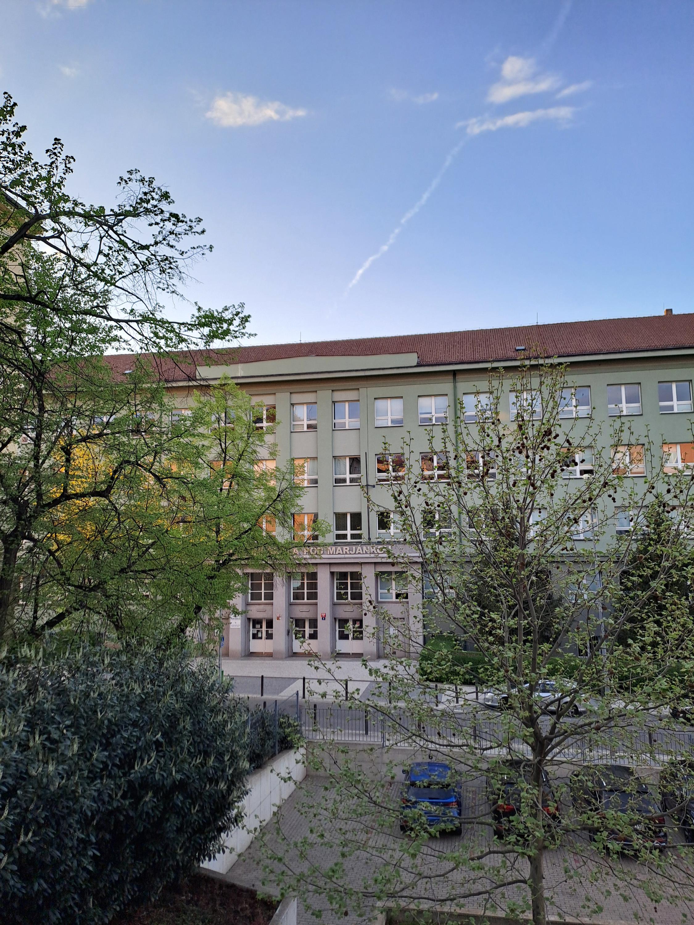 ZŠ Praha 6, Pod Marjánkou foto 2