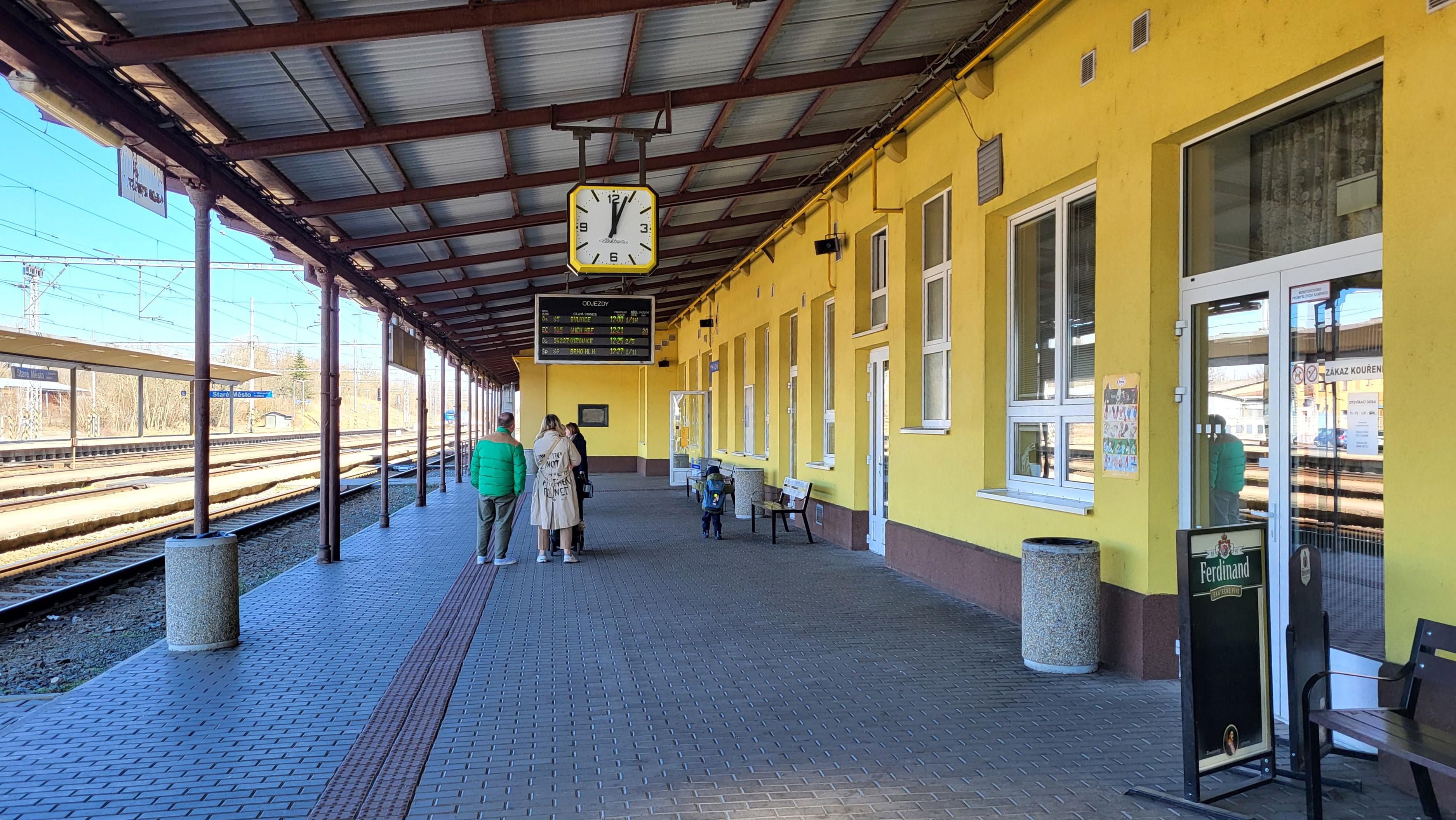 Nádražní restaurace ČD Dvořan foto 6