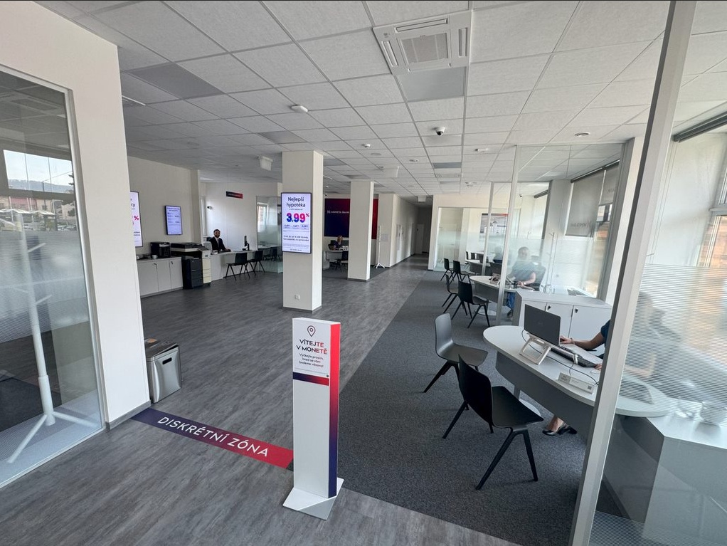 MONETA Money Bank foto 3