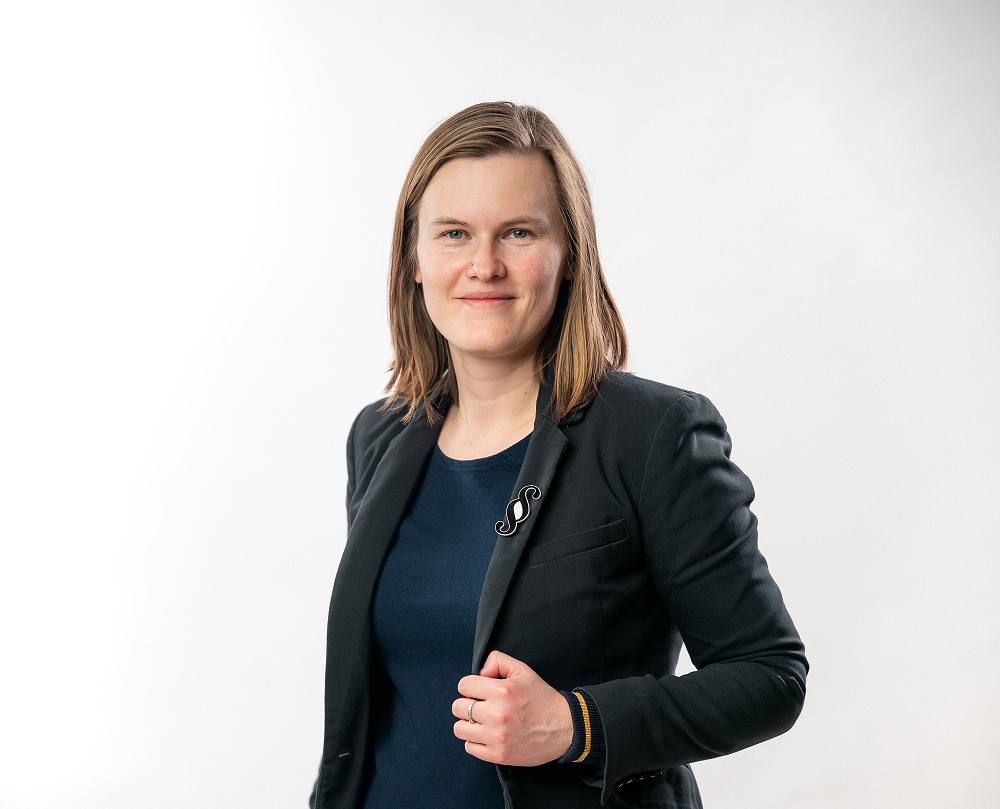 Mgr. IVANA SLIACKA, advokátka