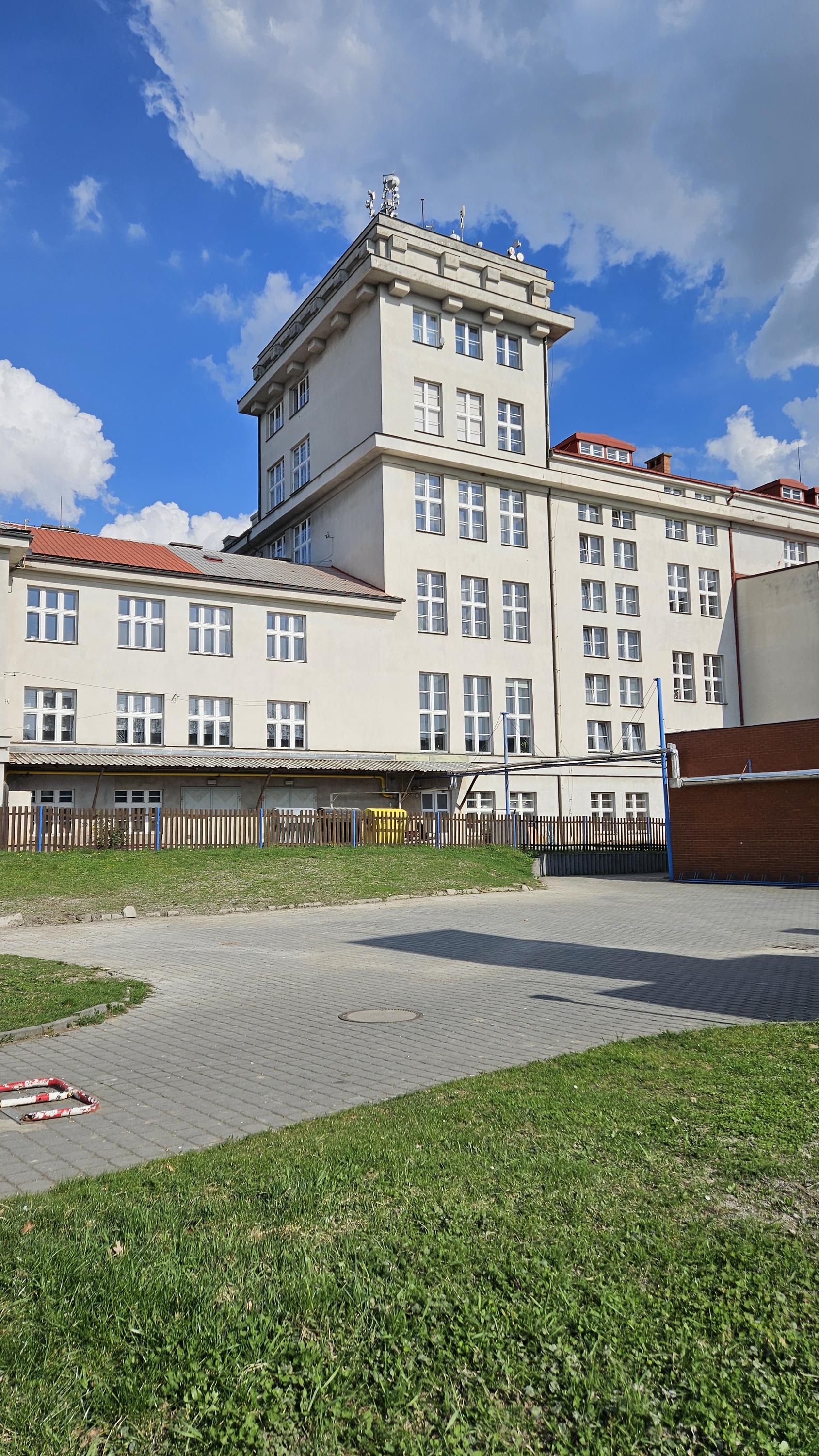 Základní škola Křišťál foto 2