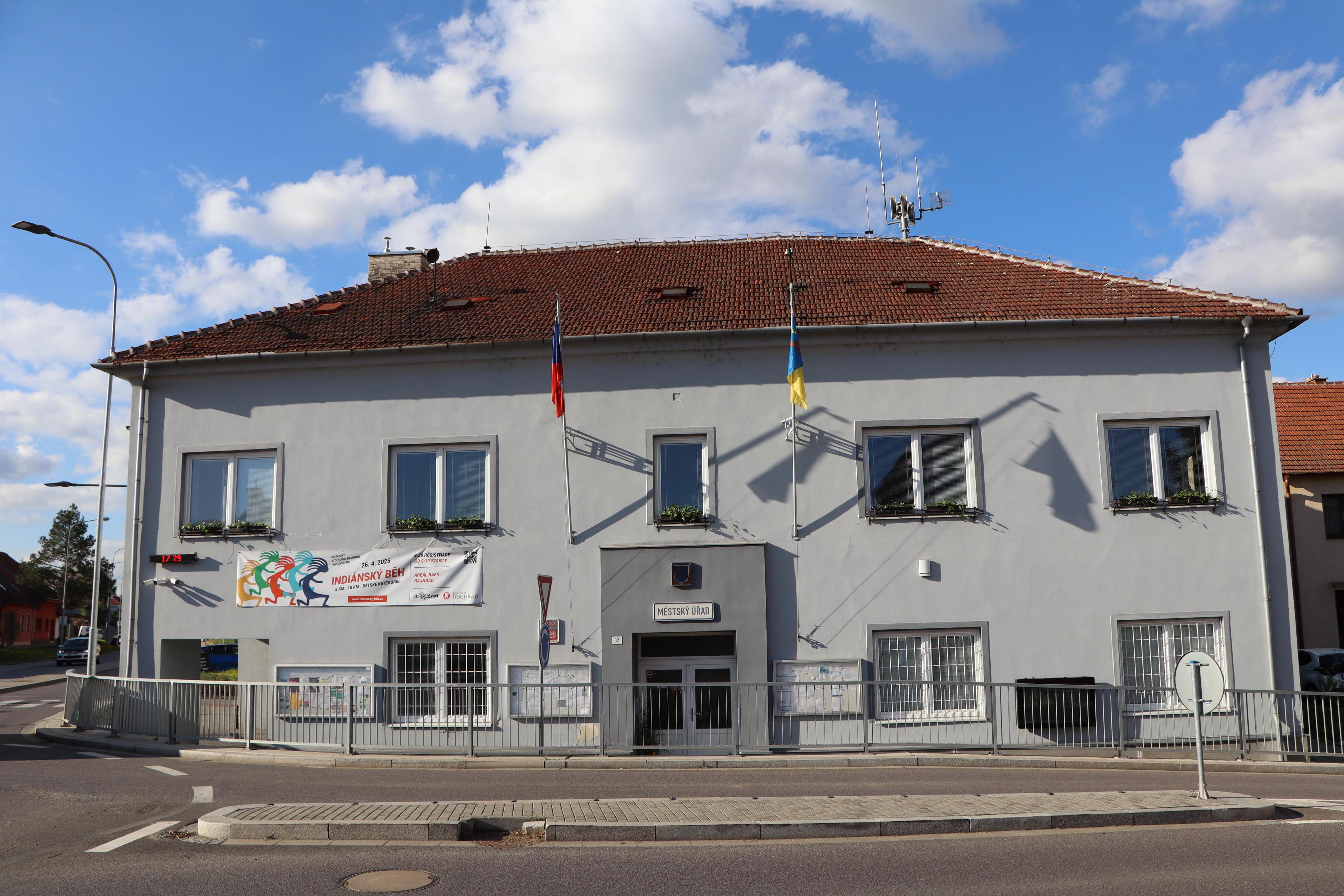 Rajhrad - městský úřad foto 5