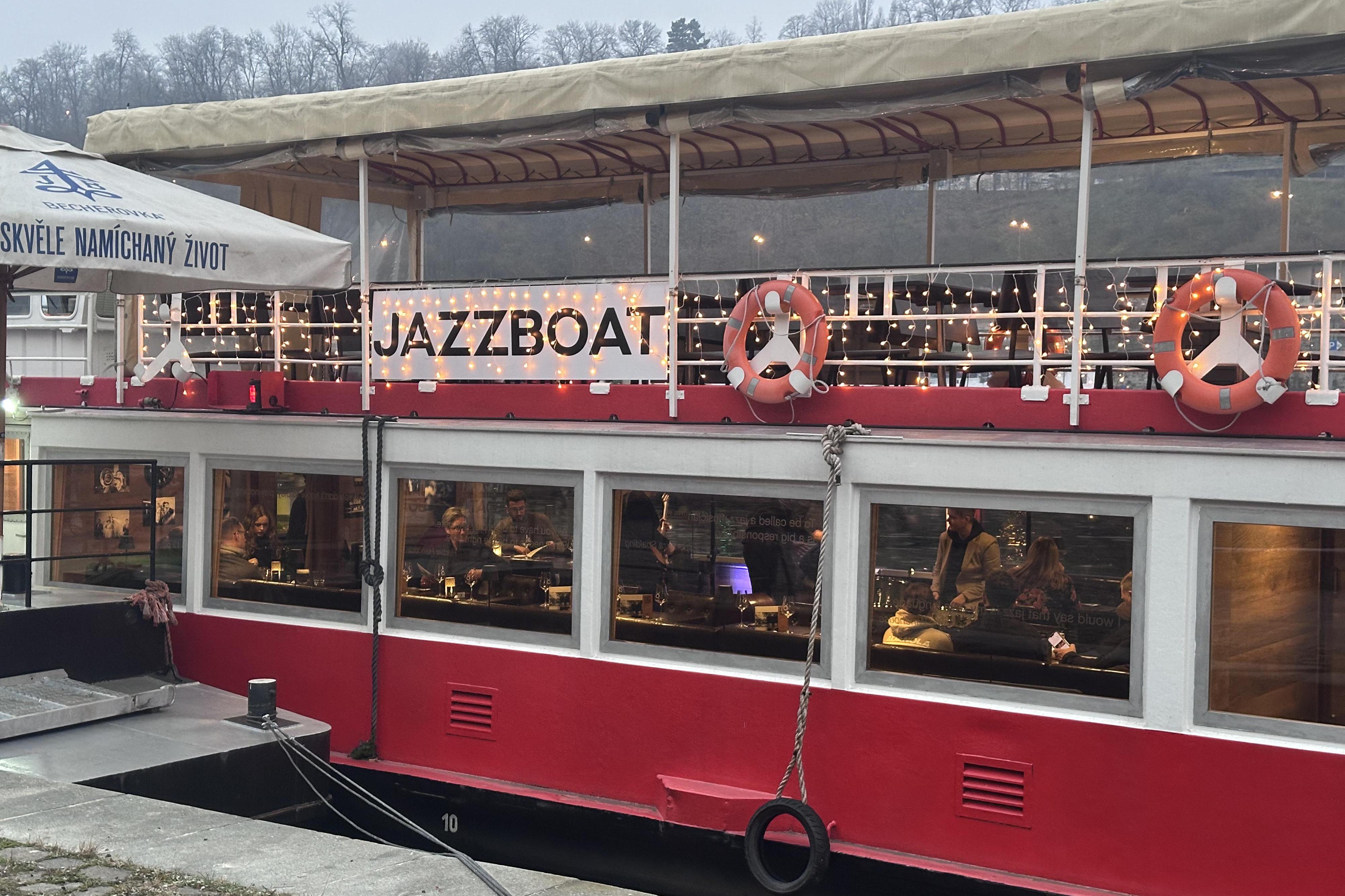 Jazz Boat