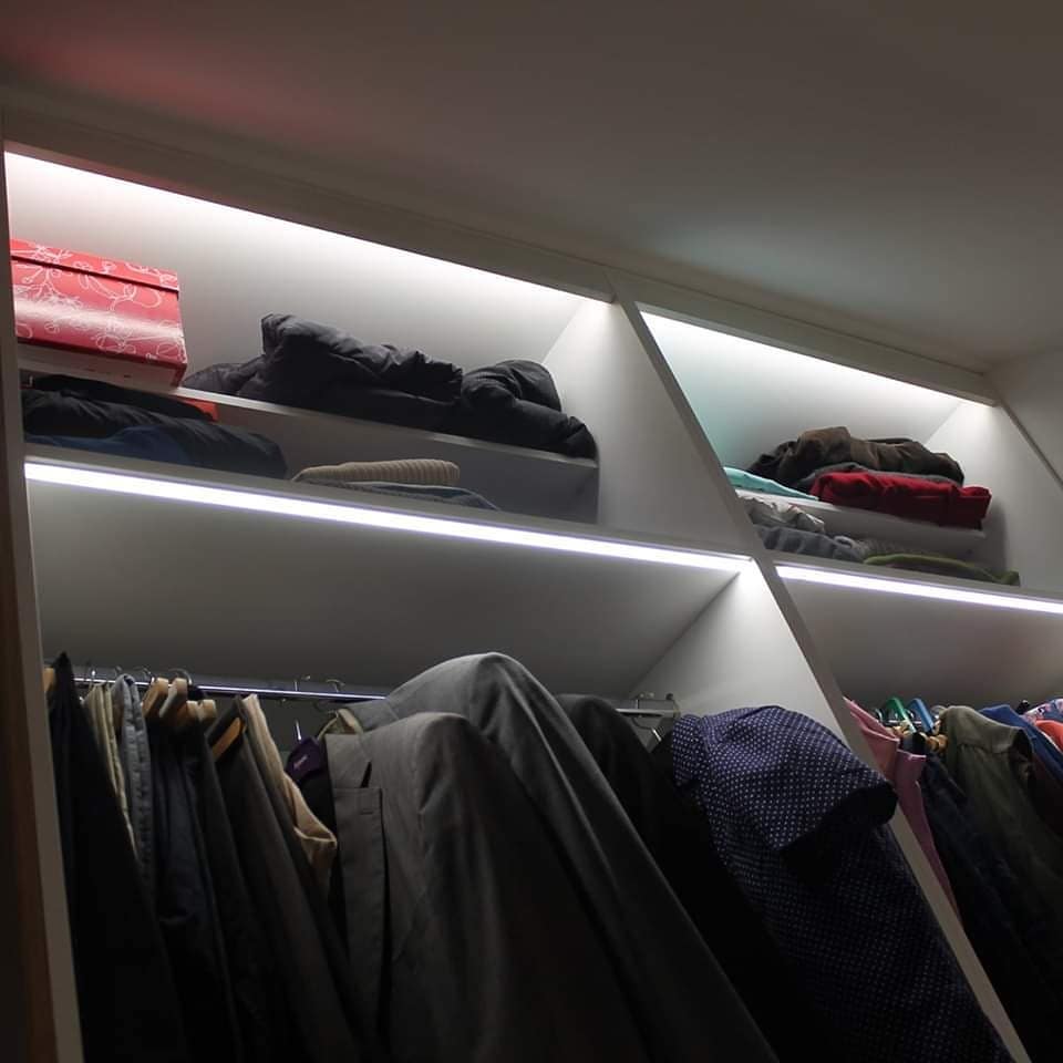 Zakázkový nábytek Janů foto 2