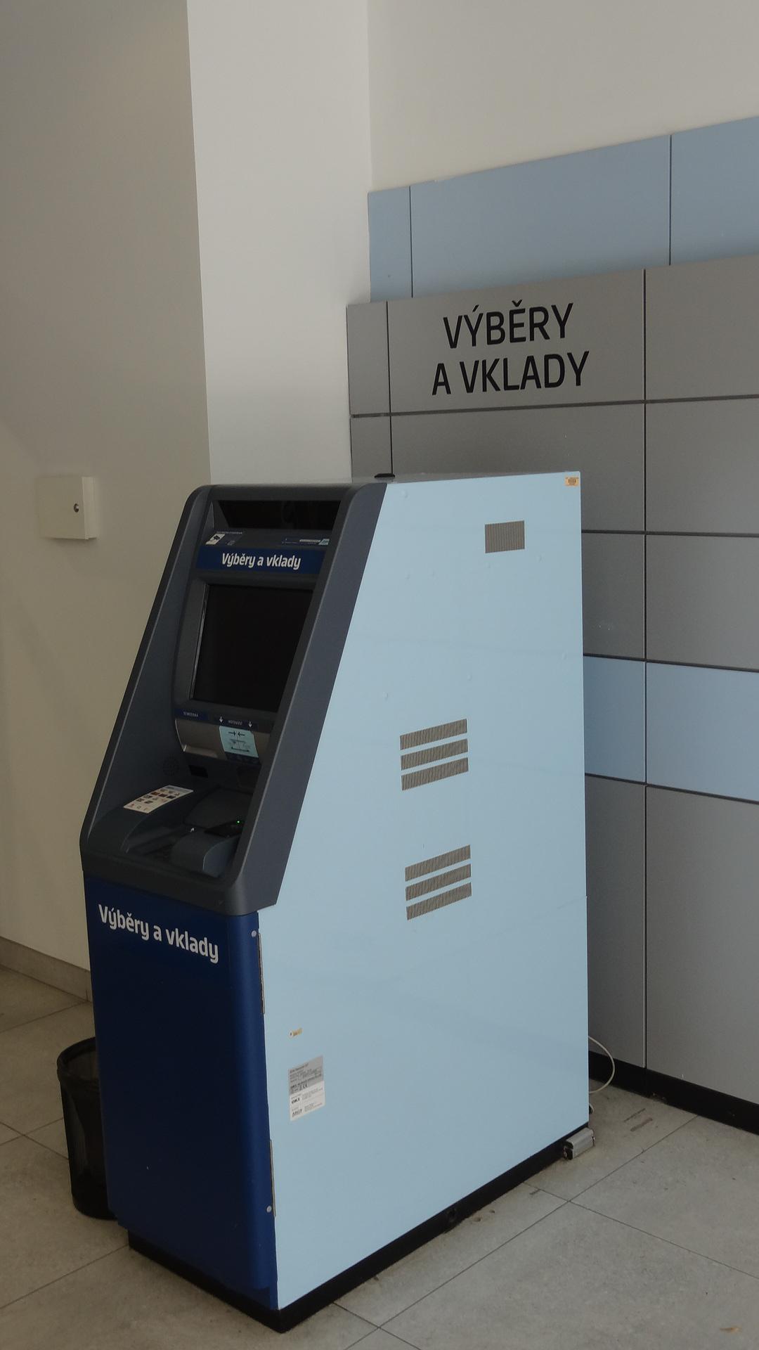 Bankomat České spořitelny foto 4
