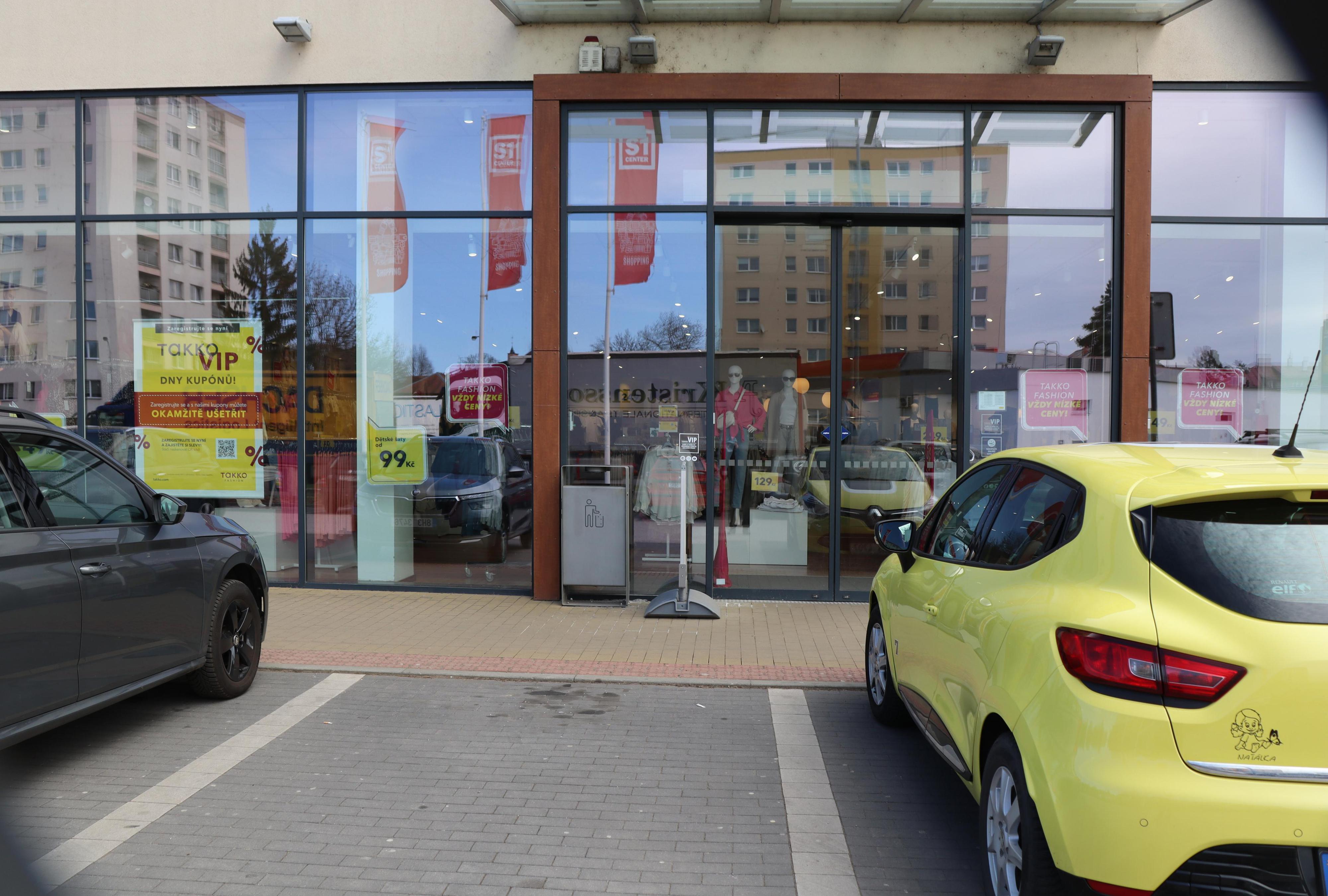 TAKKO FASHION foto 2