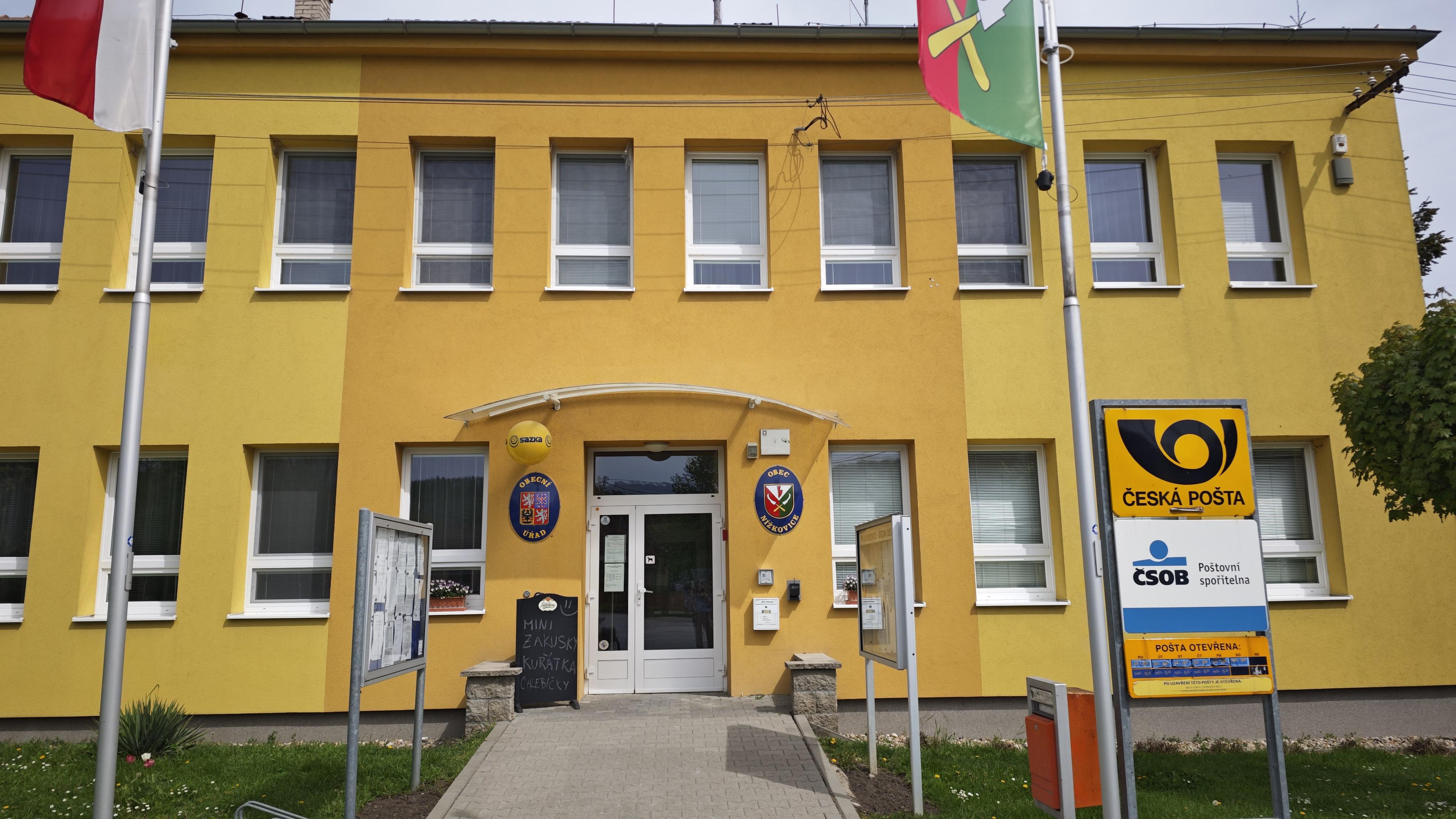 Nížkovice - obecní úřad foto 3