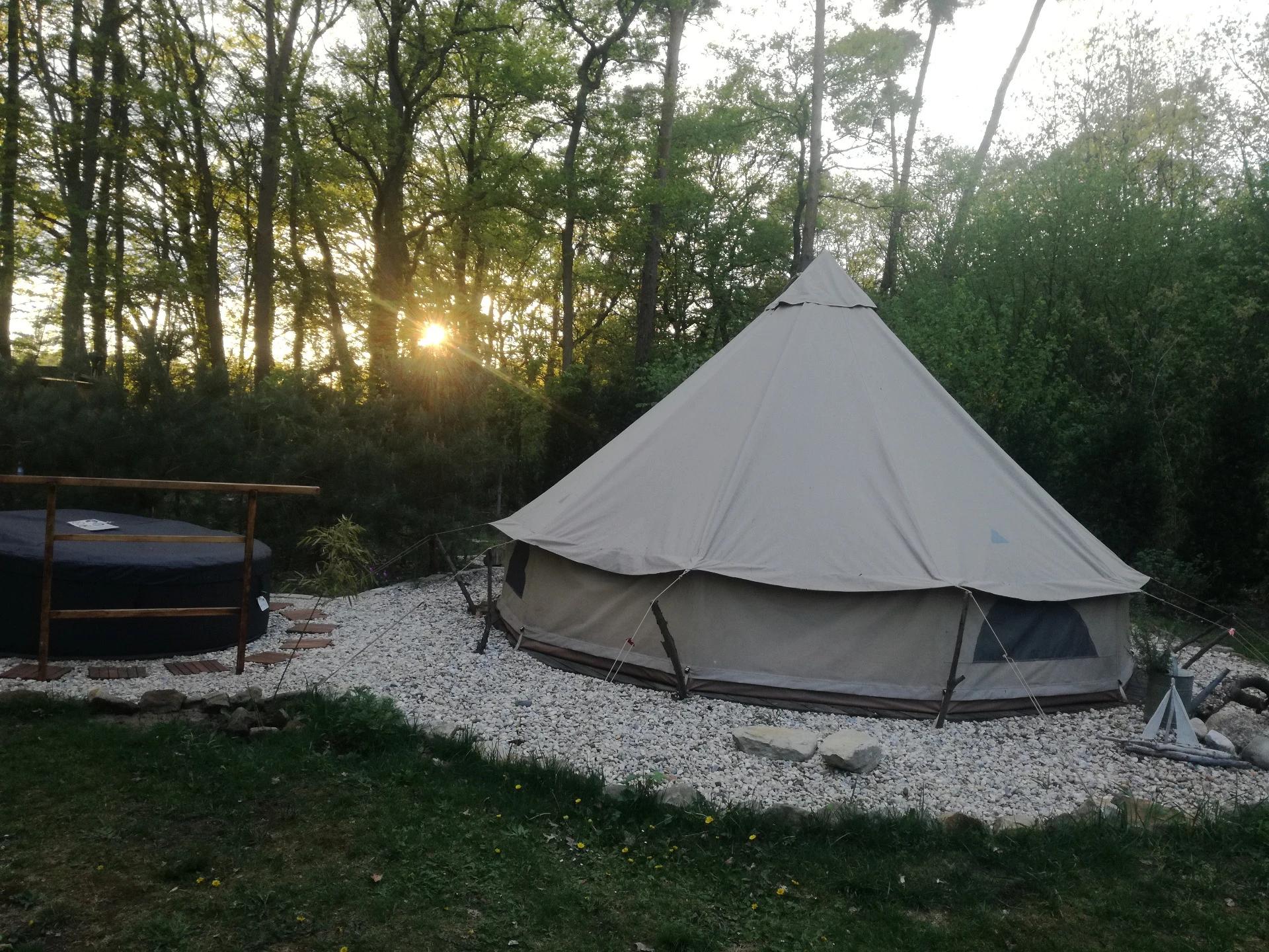 Glampingový stan v Kerském lese foto 2