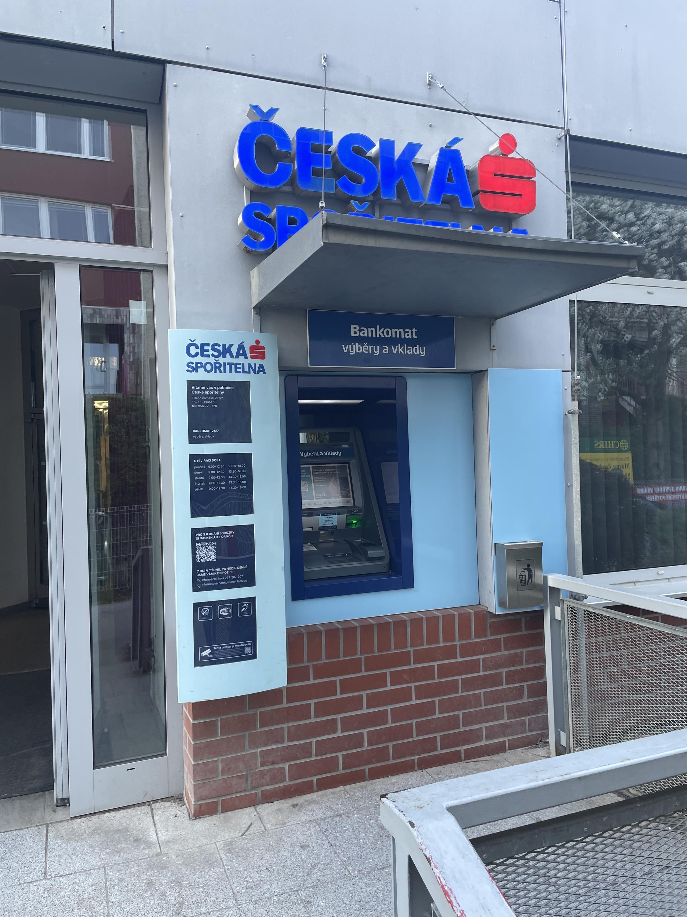 Bankomat České spořitelny foto 2