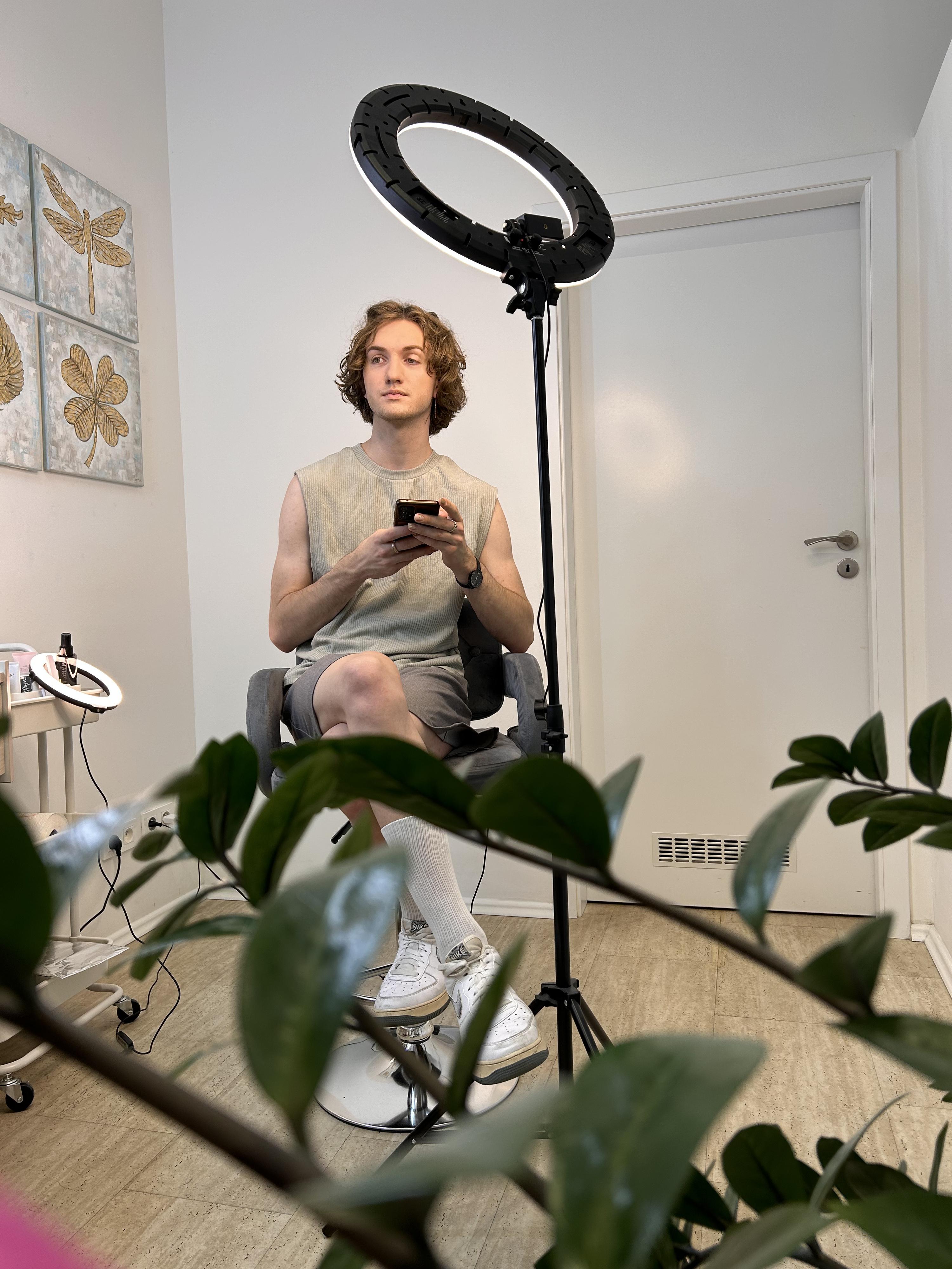 Komplexní péče o pánské obočí