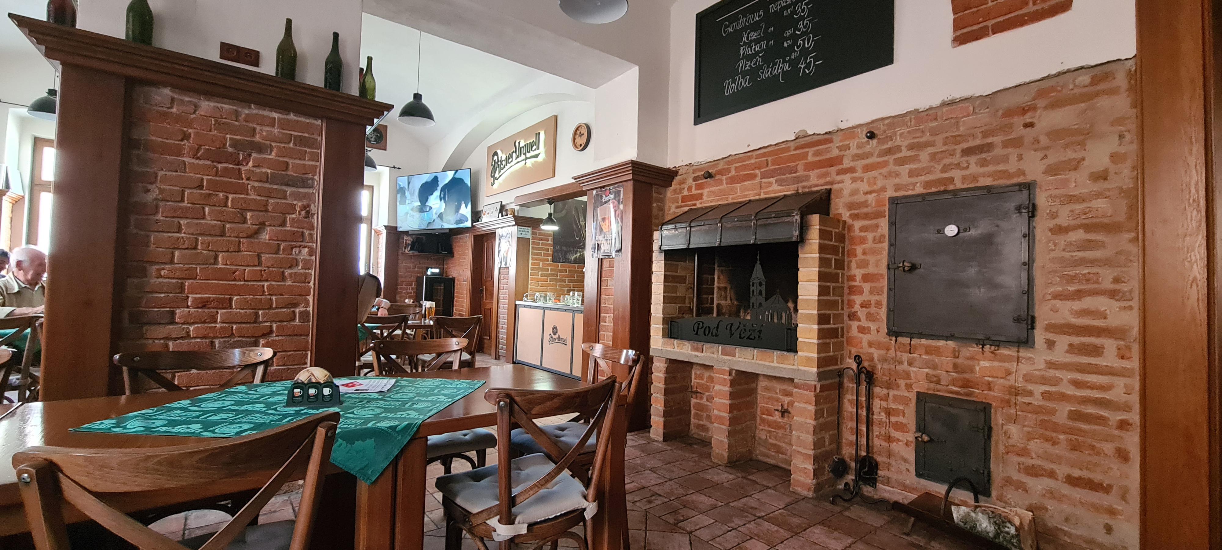 Restaurace Pod Věží foto 3