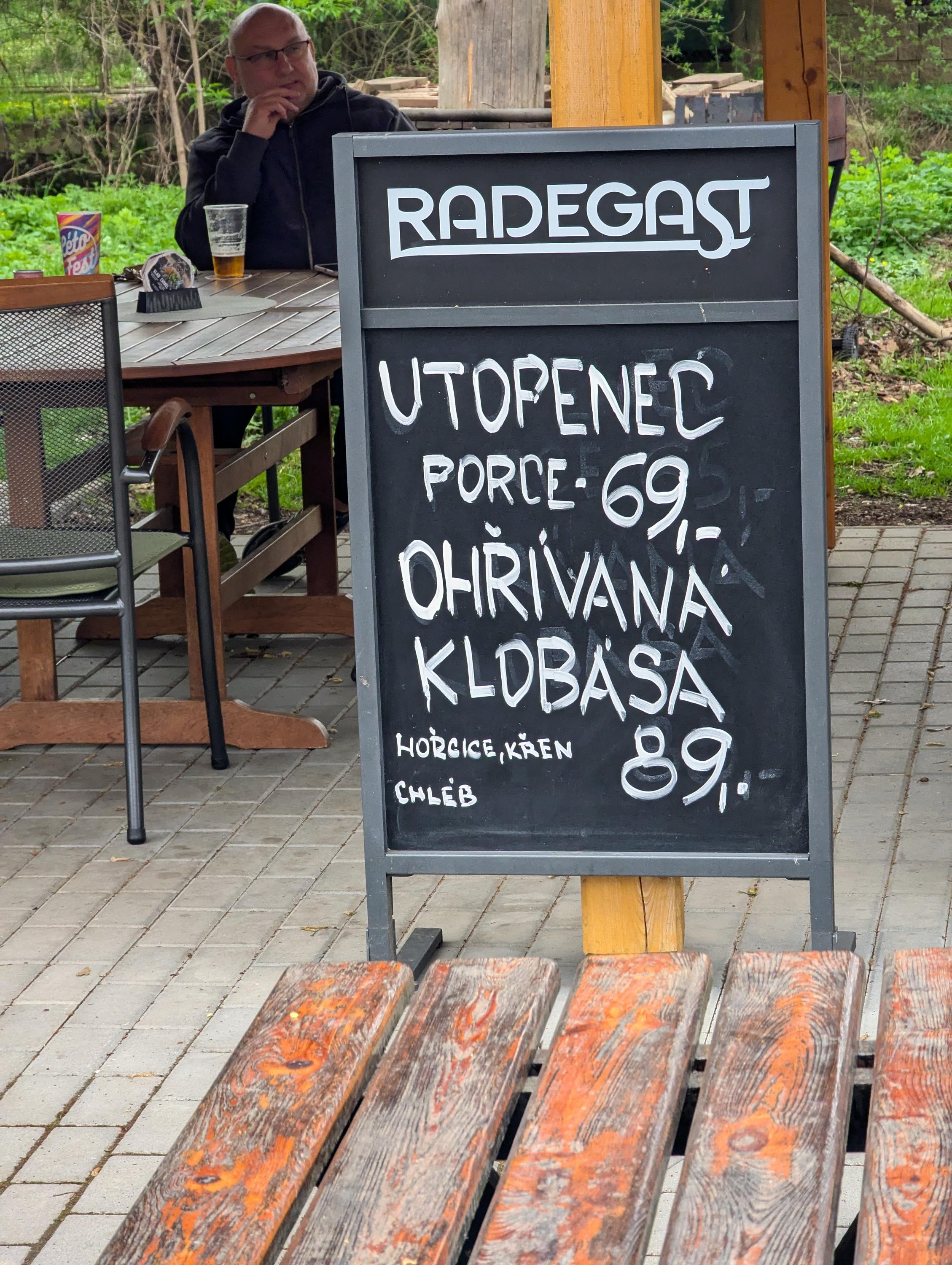 Klubovna U Splavu foto 3