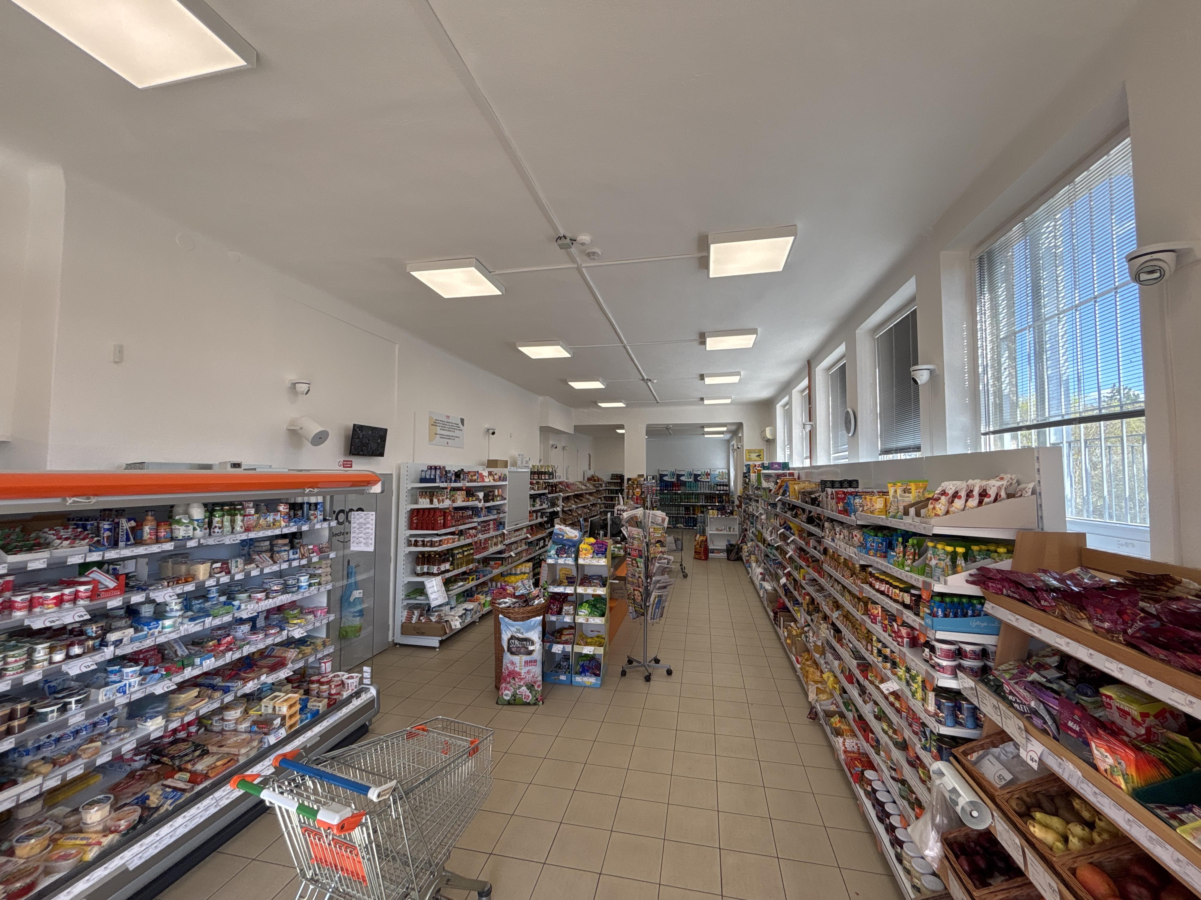 Supermarket Trefa foto 3