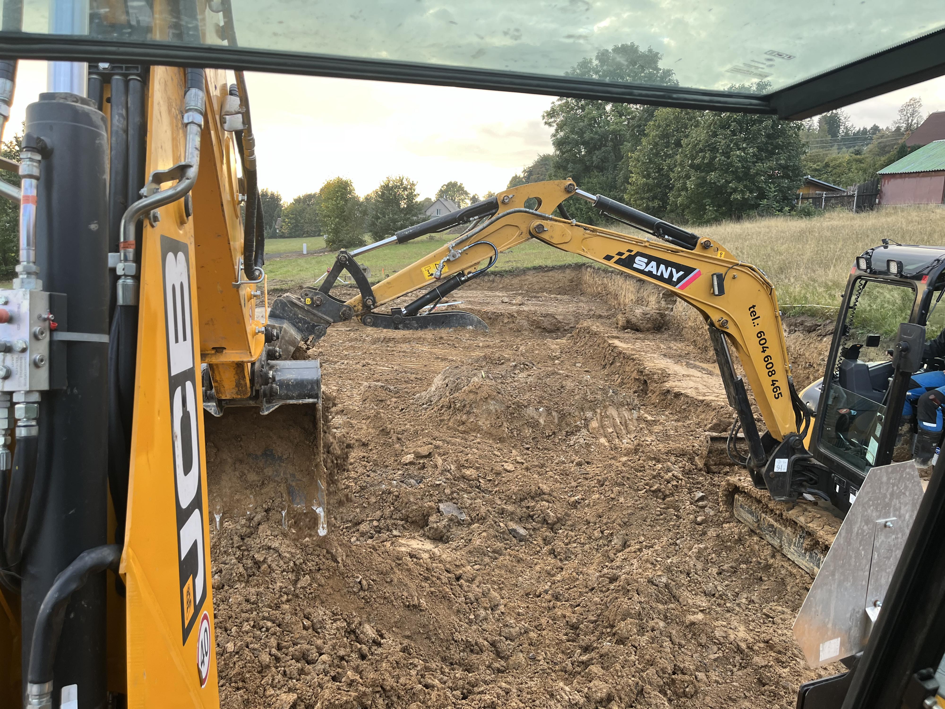 Zemní a výkopové práce Černák foto 3