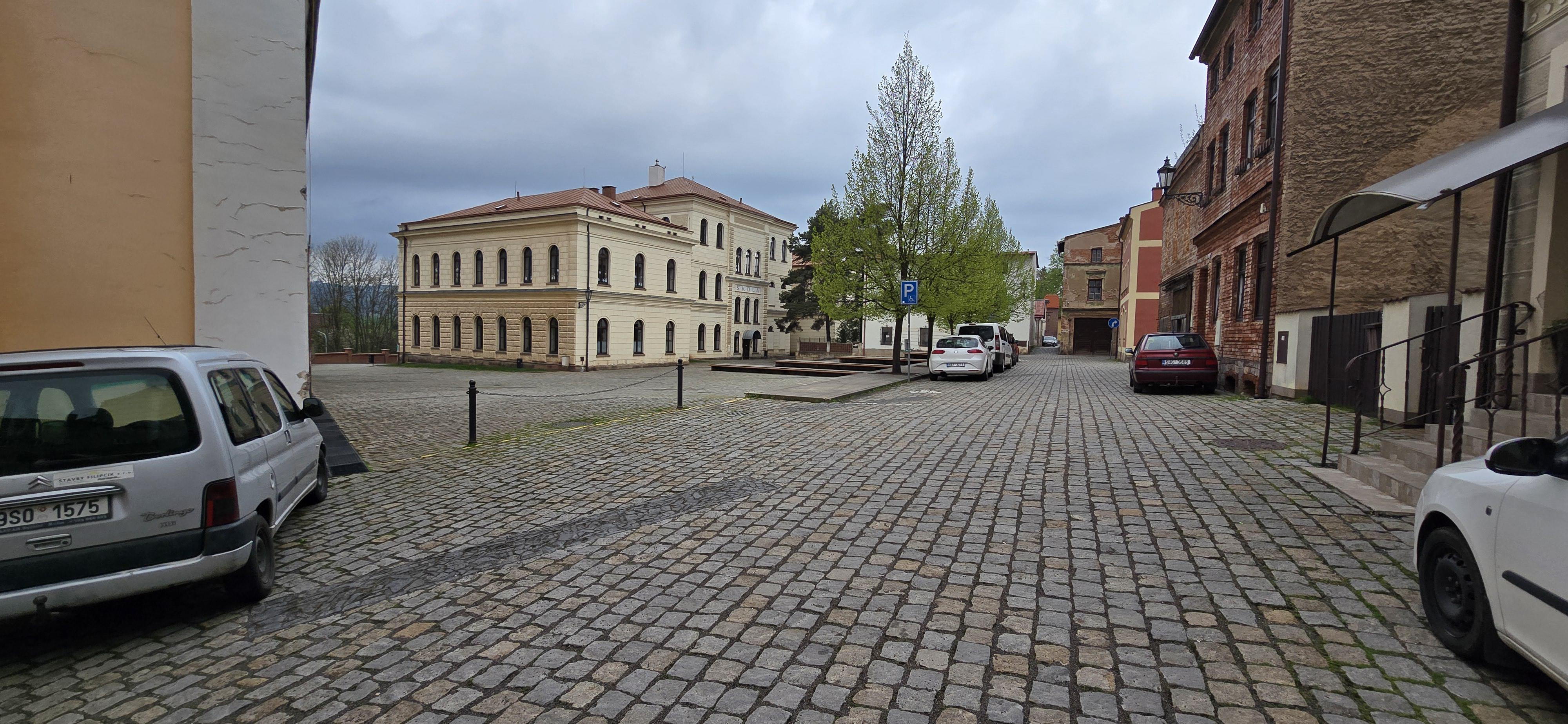 ZŠ Broumov, Hradební foto 3